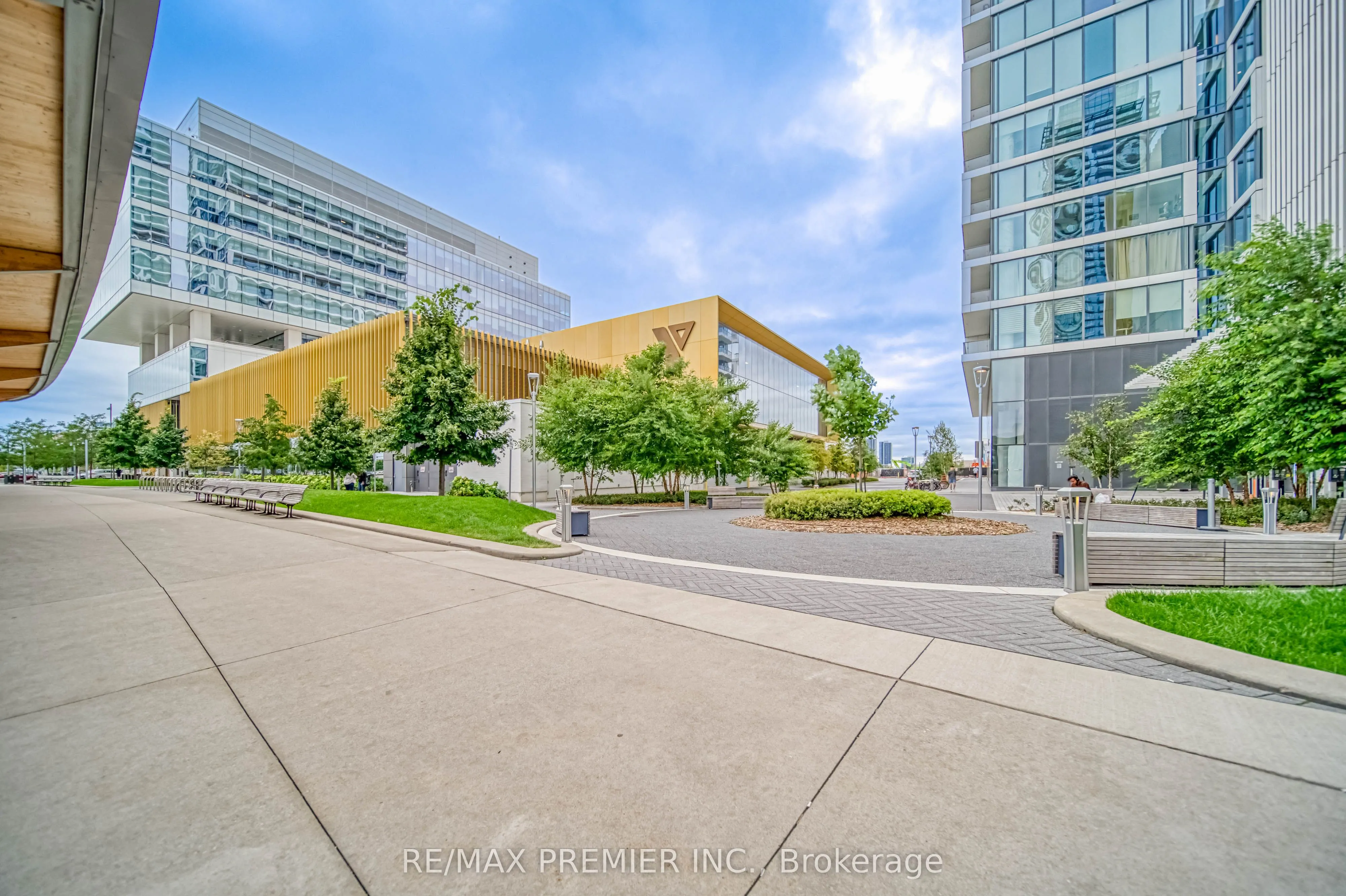 5 Buttermill Avenue, #603