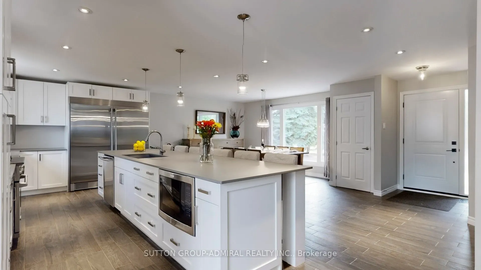 8 Balmoral Heights