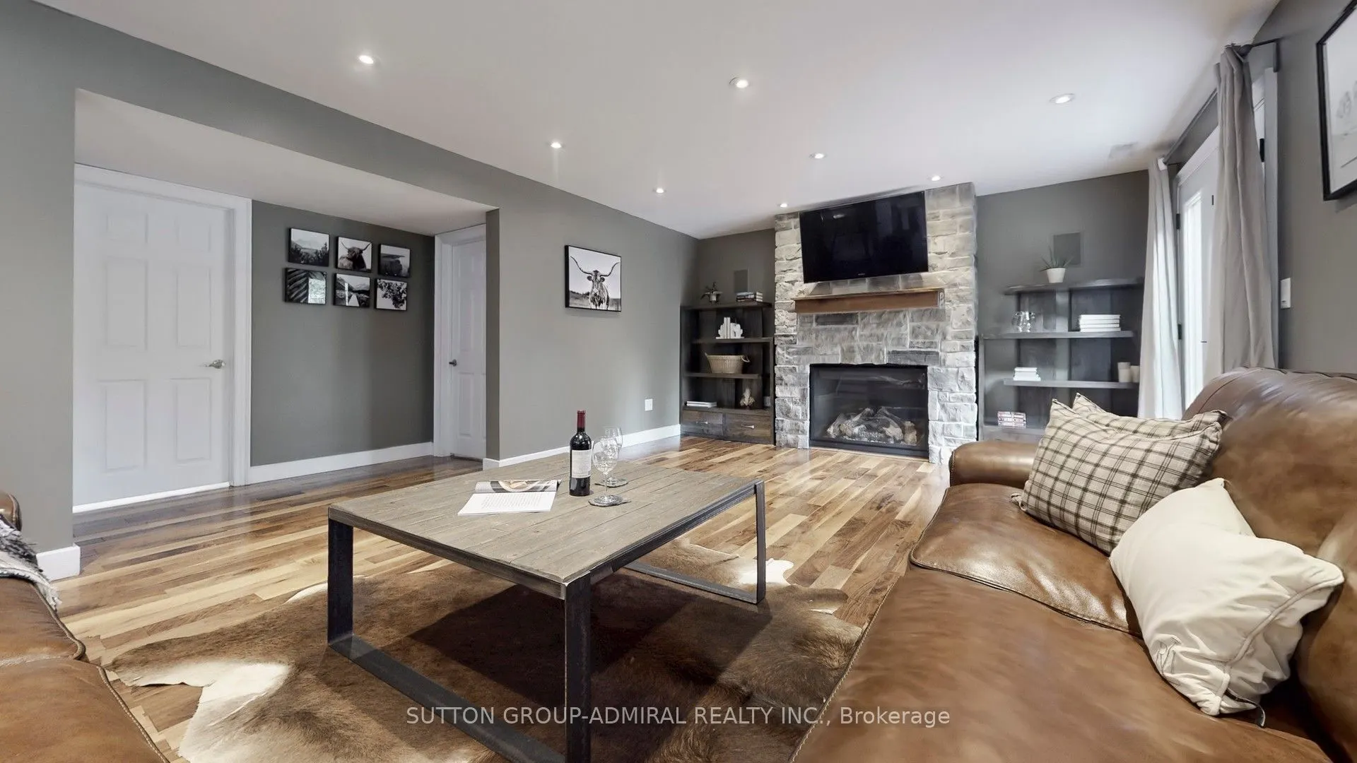 8 Balmoral Heights