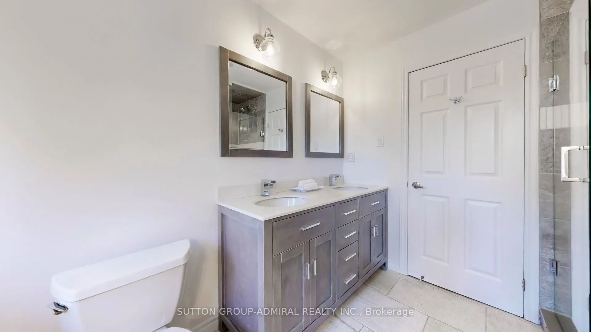 8 Balmoral Heights