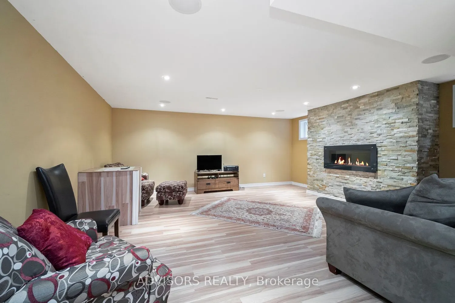 15 Alcaine Court