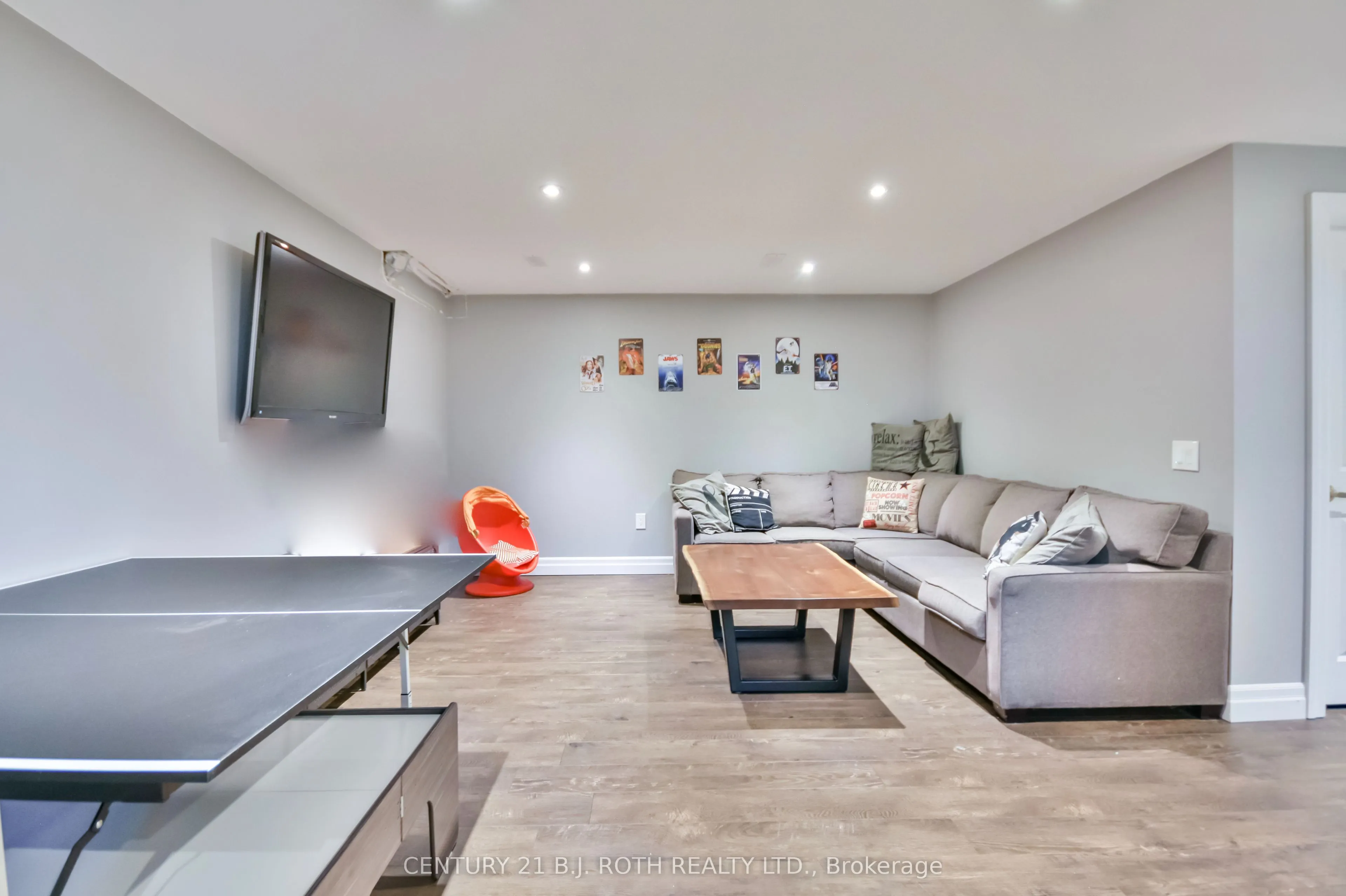 212 Maplewood Drive
