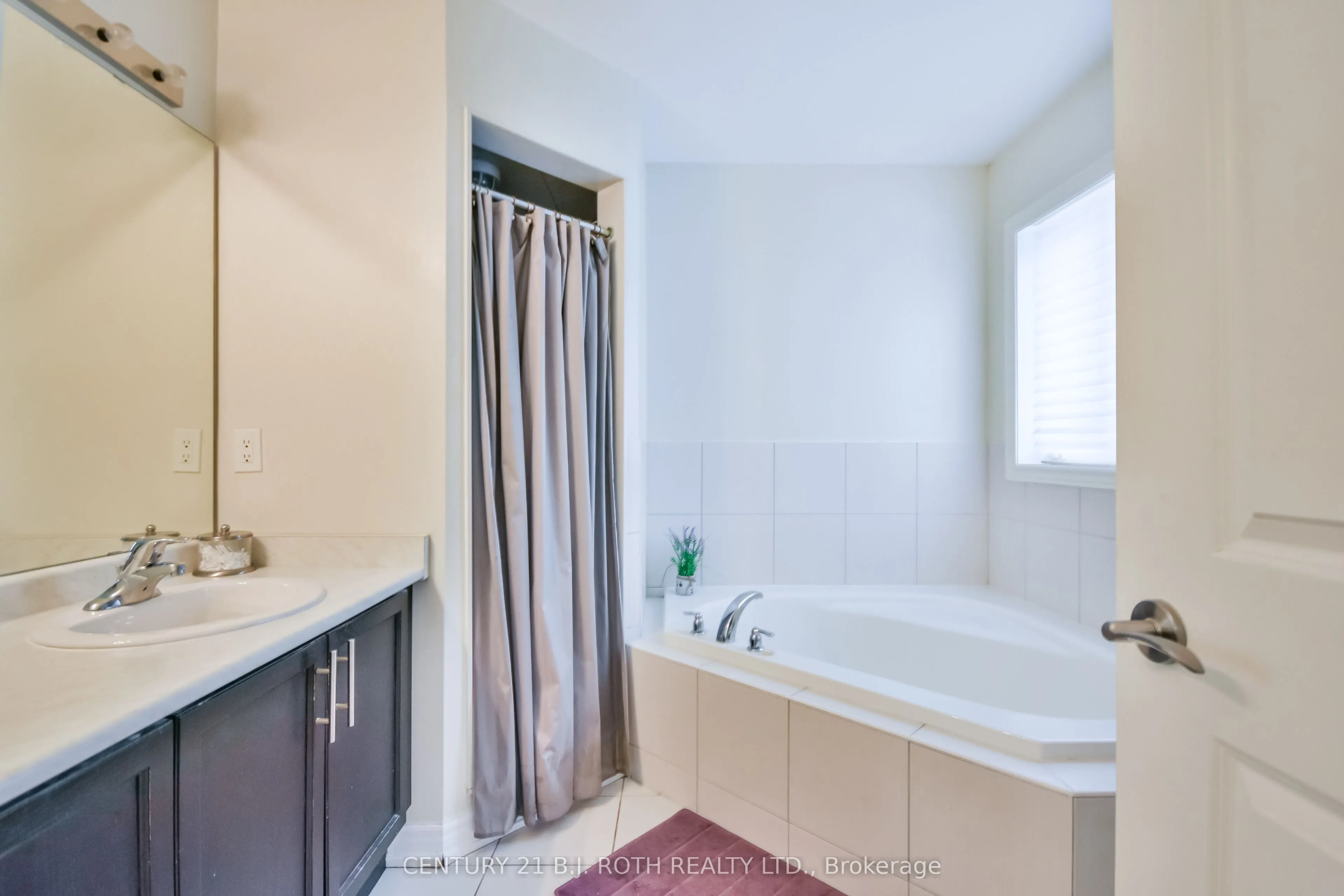 212 Maplewood Drive