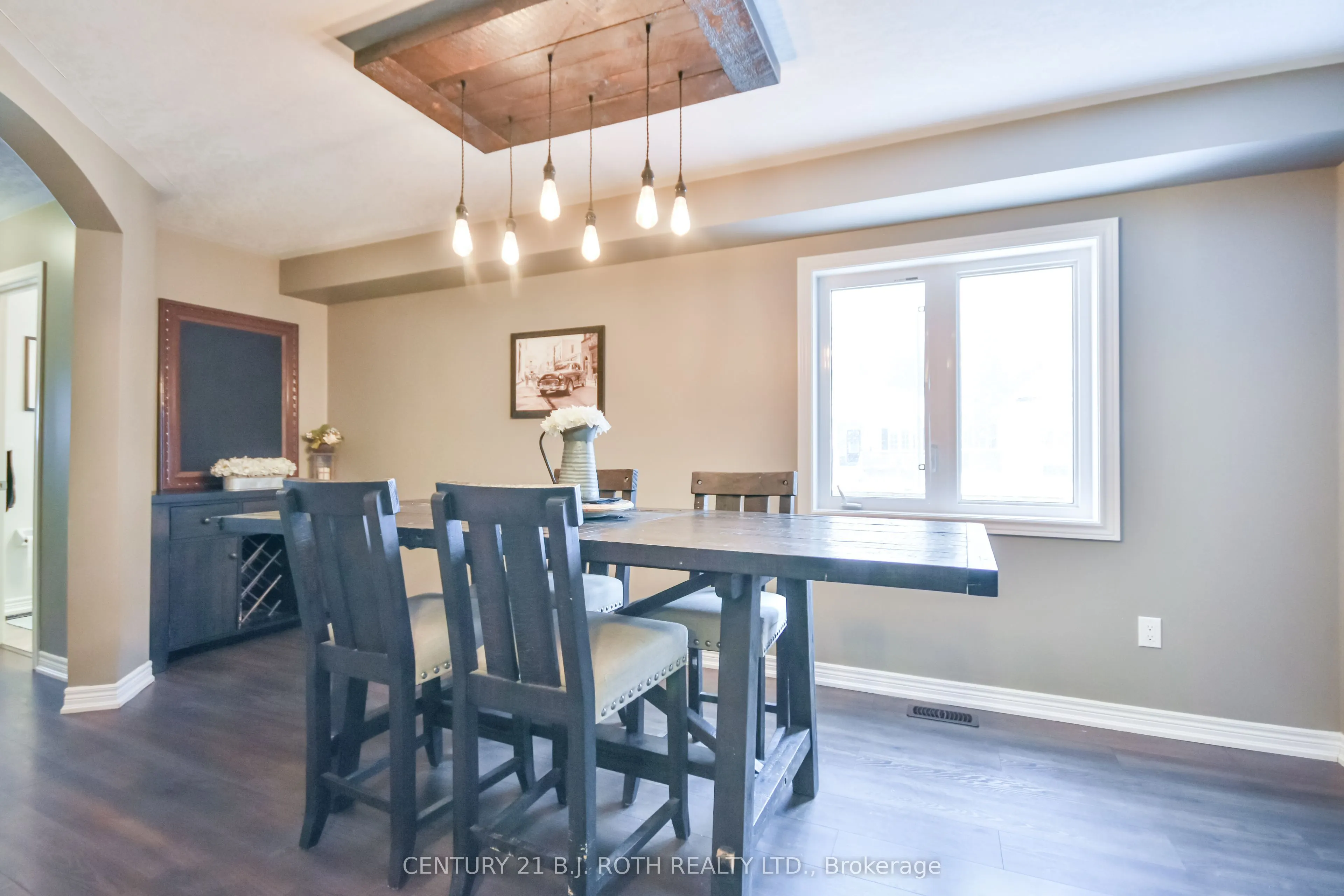212 Maplewood Drive