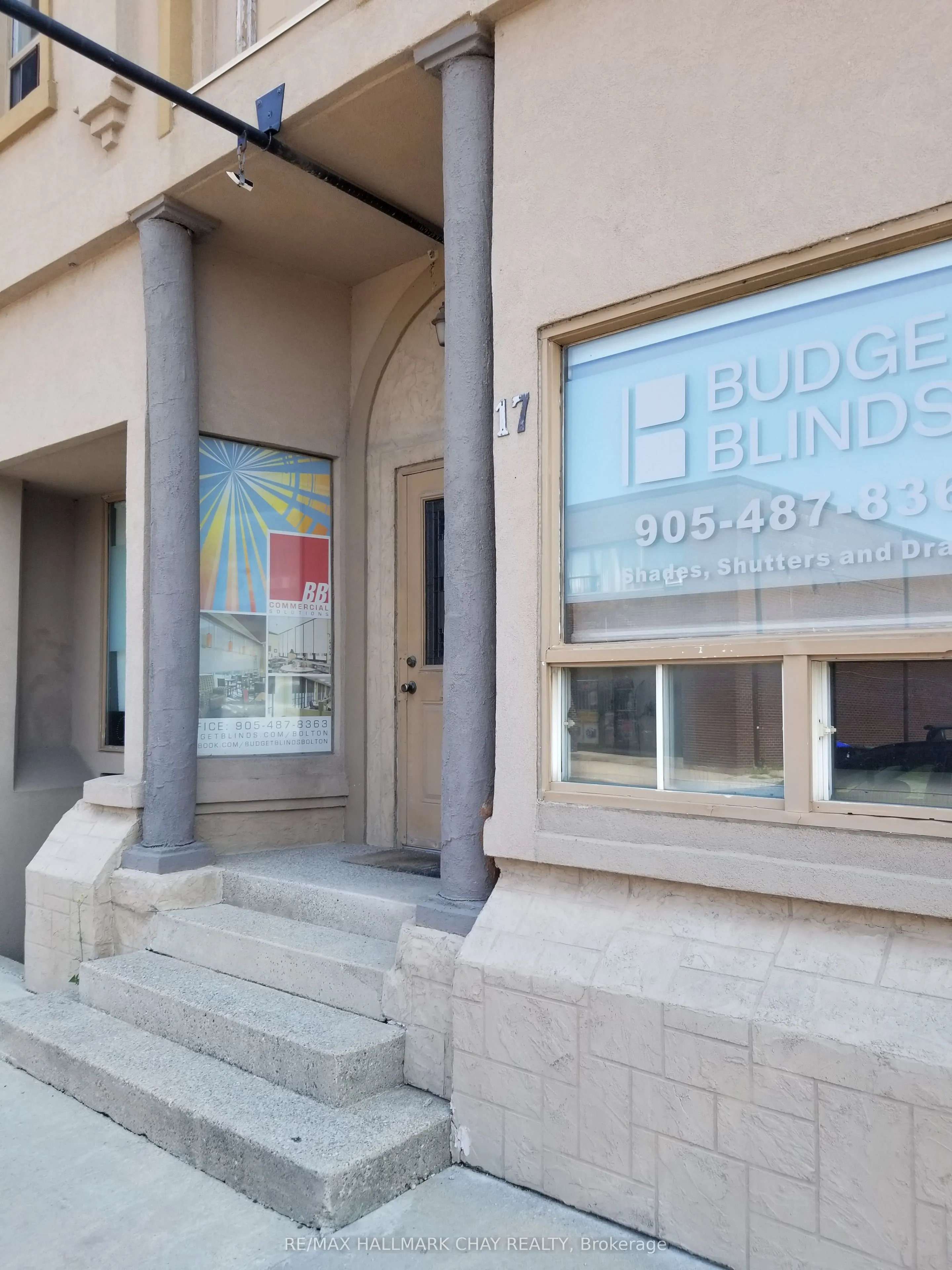 17 Queen Street S, #front ground level unit
