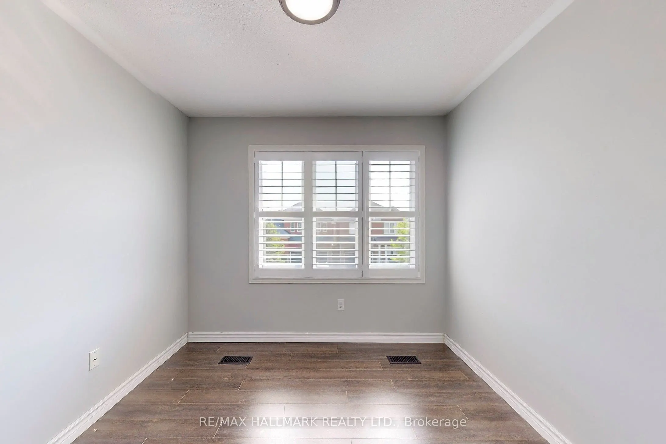 10 Chambersburg Way