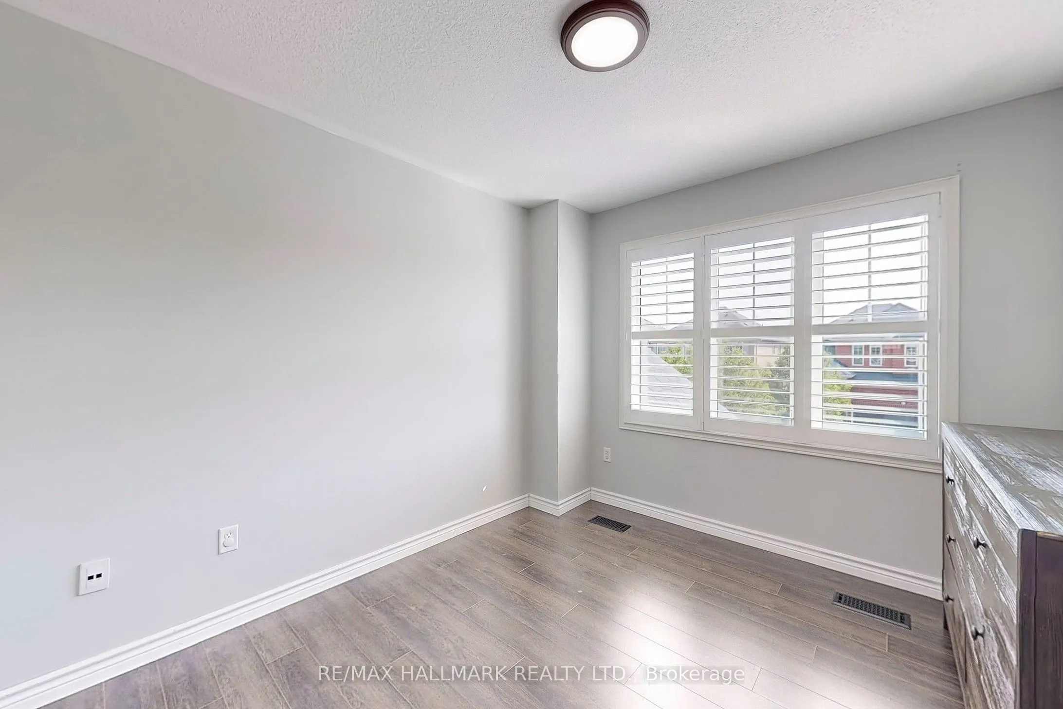 10 Chambersburg Way