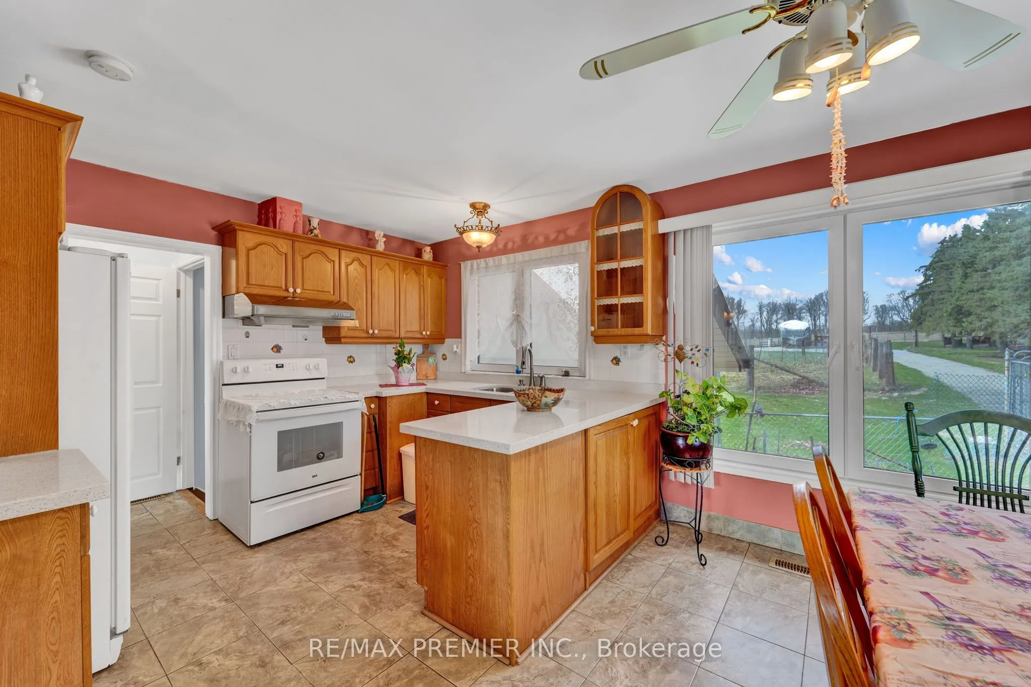 352 Uxbridge Pickering Tline Road