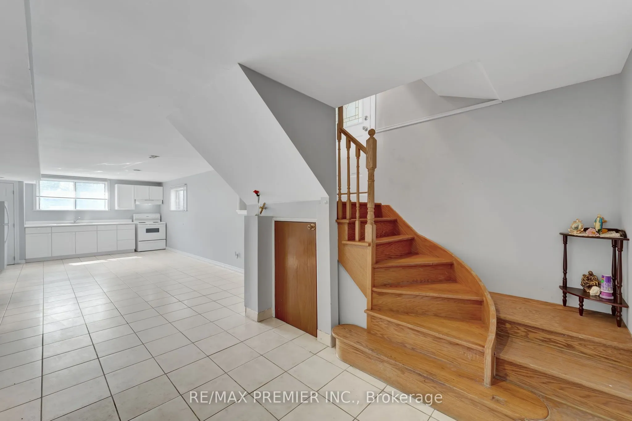 352 Uxbridge Pickering Tline Road