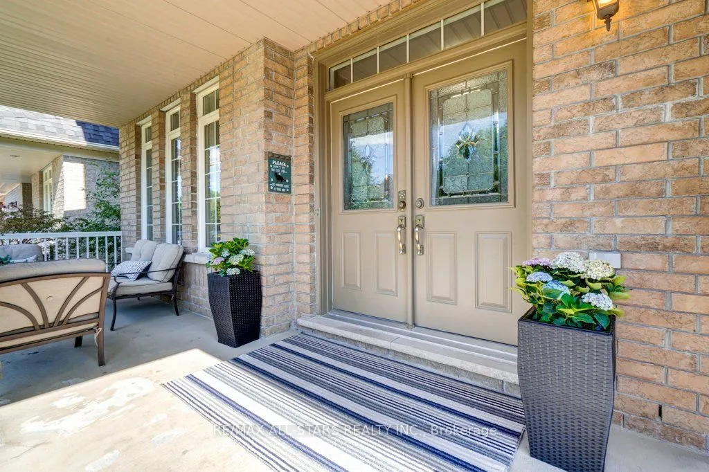 54 Cosmos Avenue