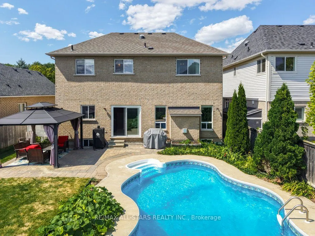 54 Cosmos Avenue