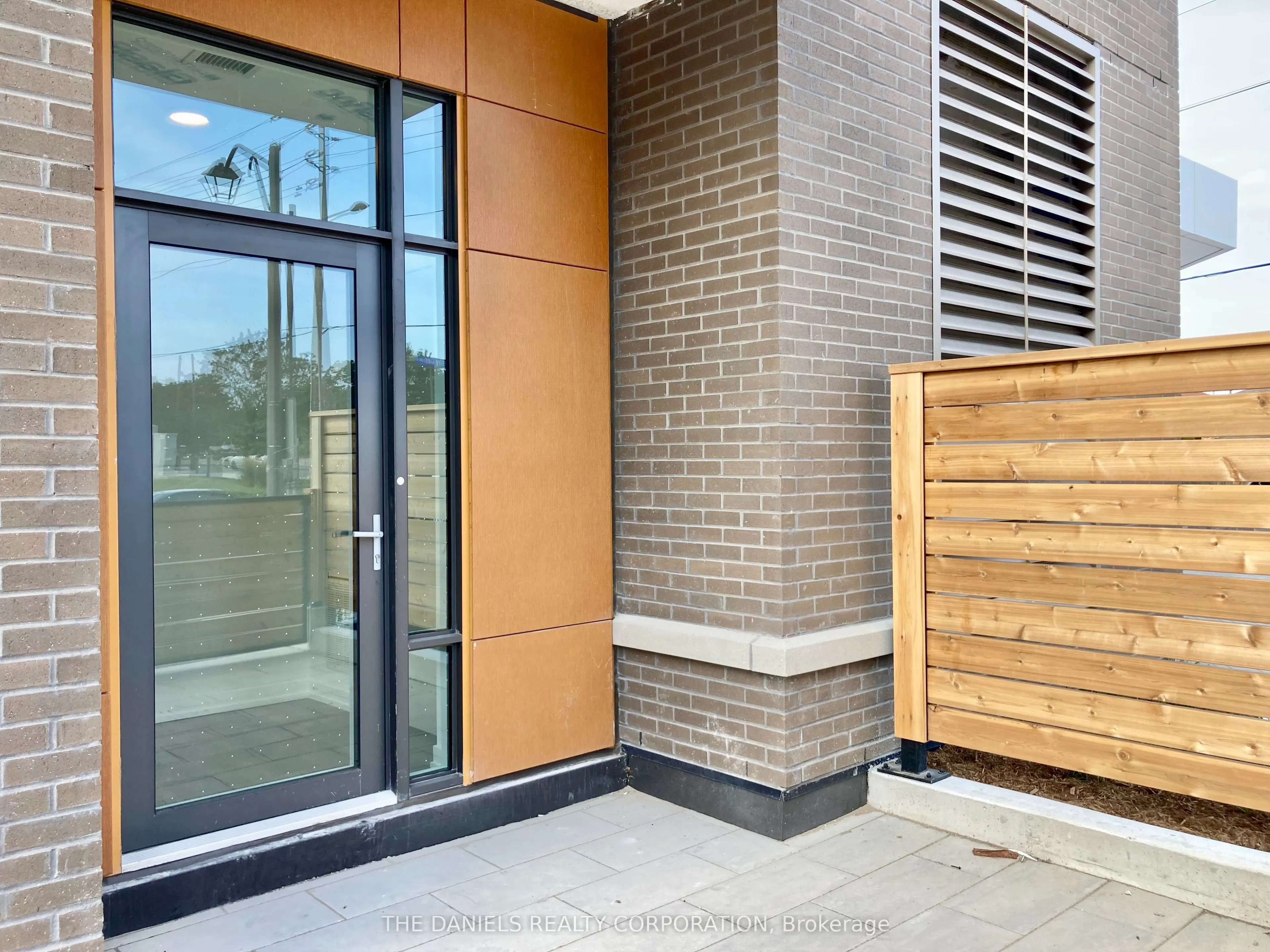 7950 Bathurst Street, #105