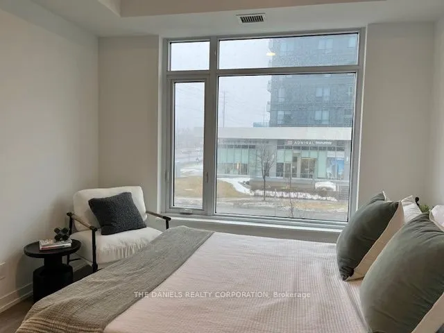 7950 Bathurst Street, #105