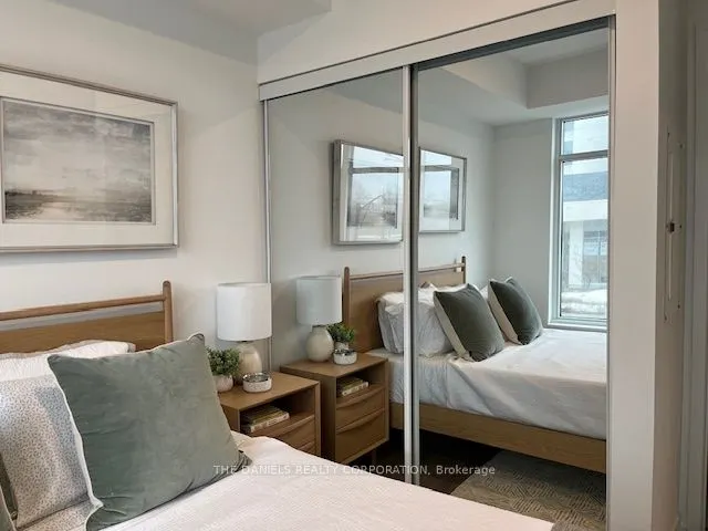 7950 Bathurst Street, #105