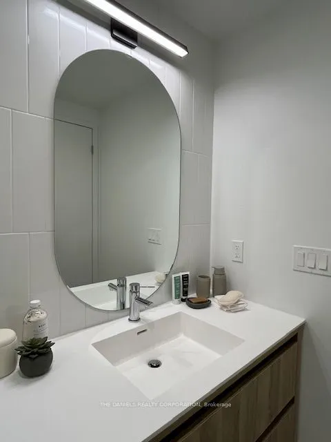 7950 Bathurst Street, #105