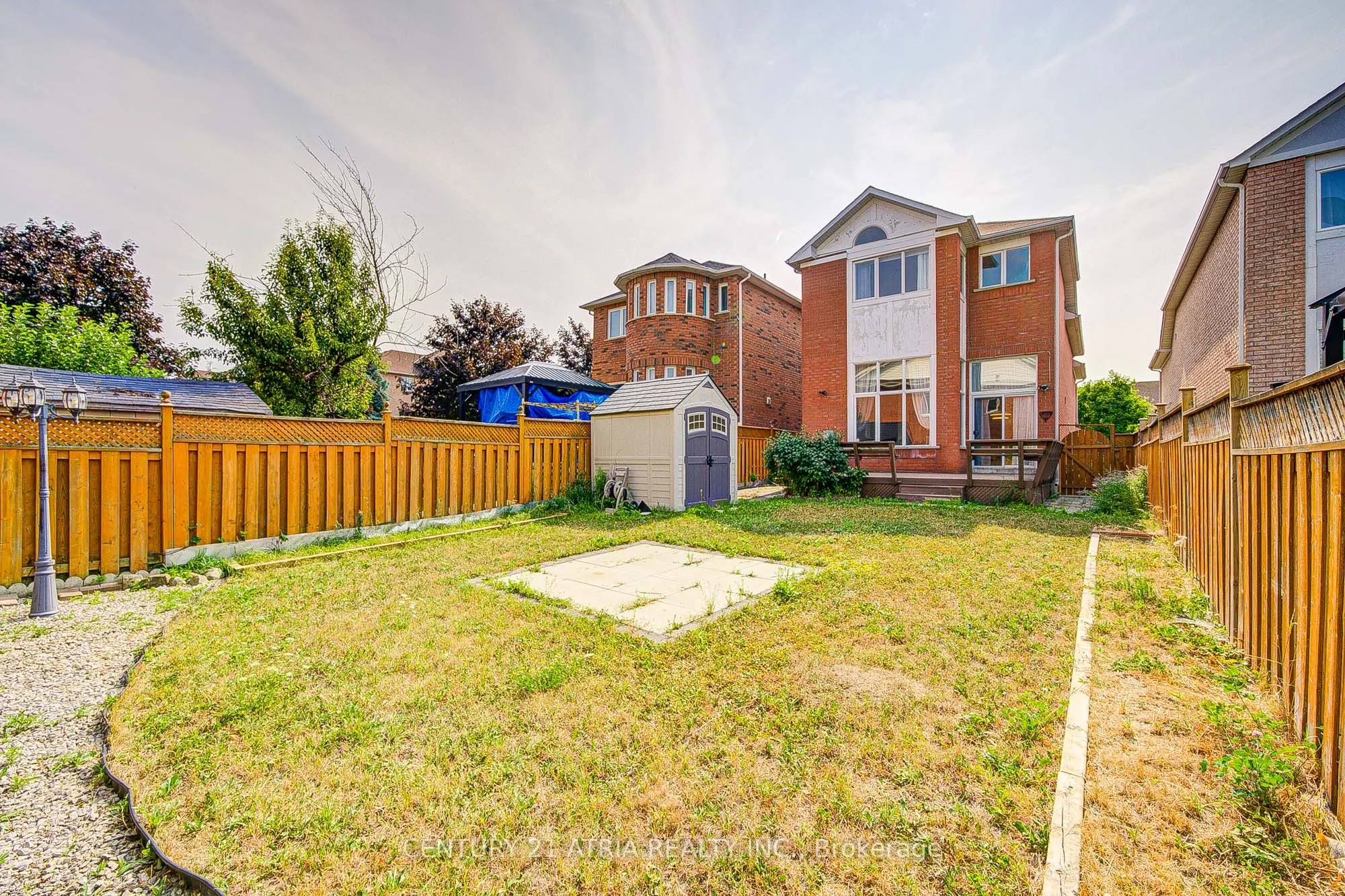 22 Peninsula Crescent