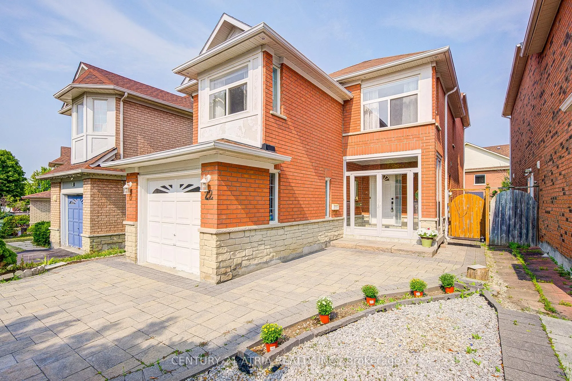 22 Peninsula Crescent