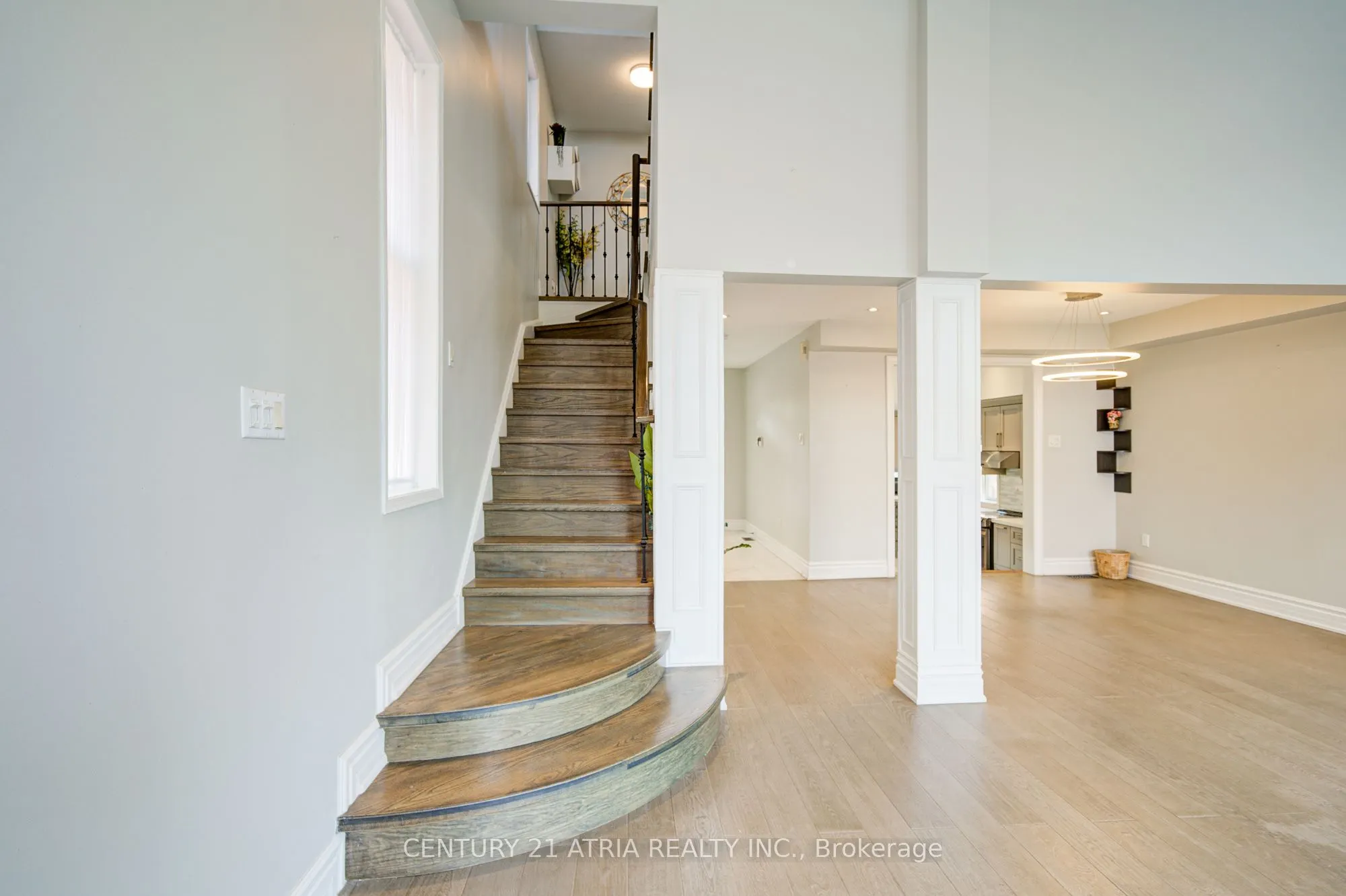 22 Peninsula Crescent