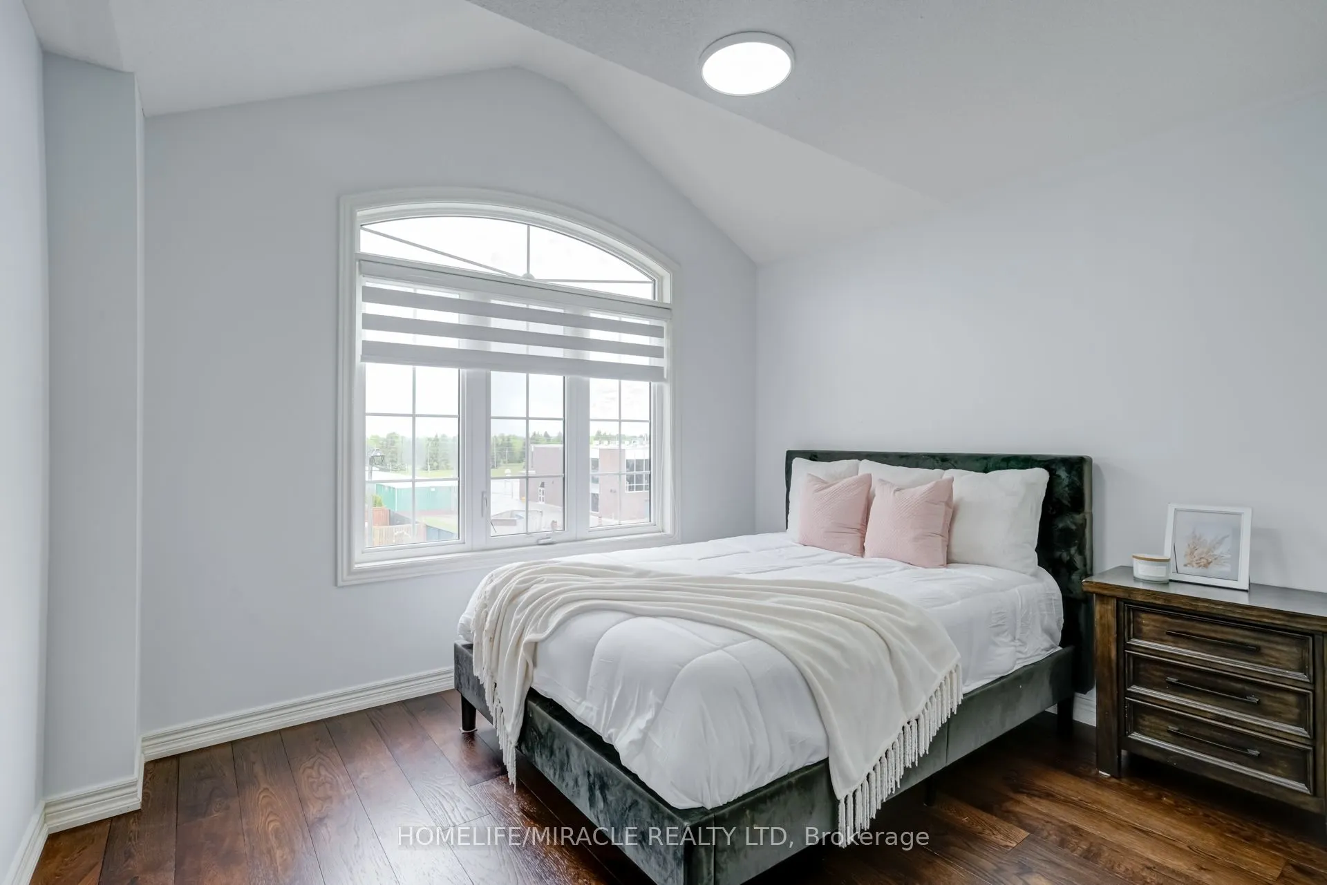 81 Willoughby Way