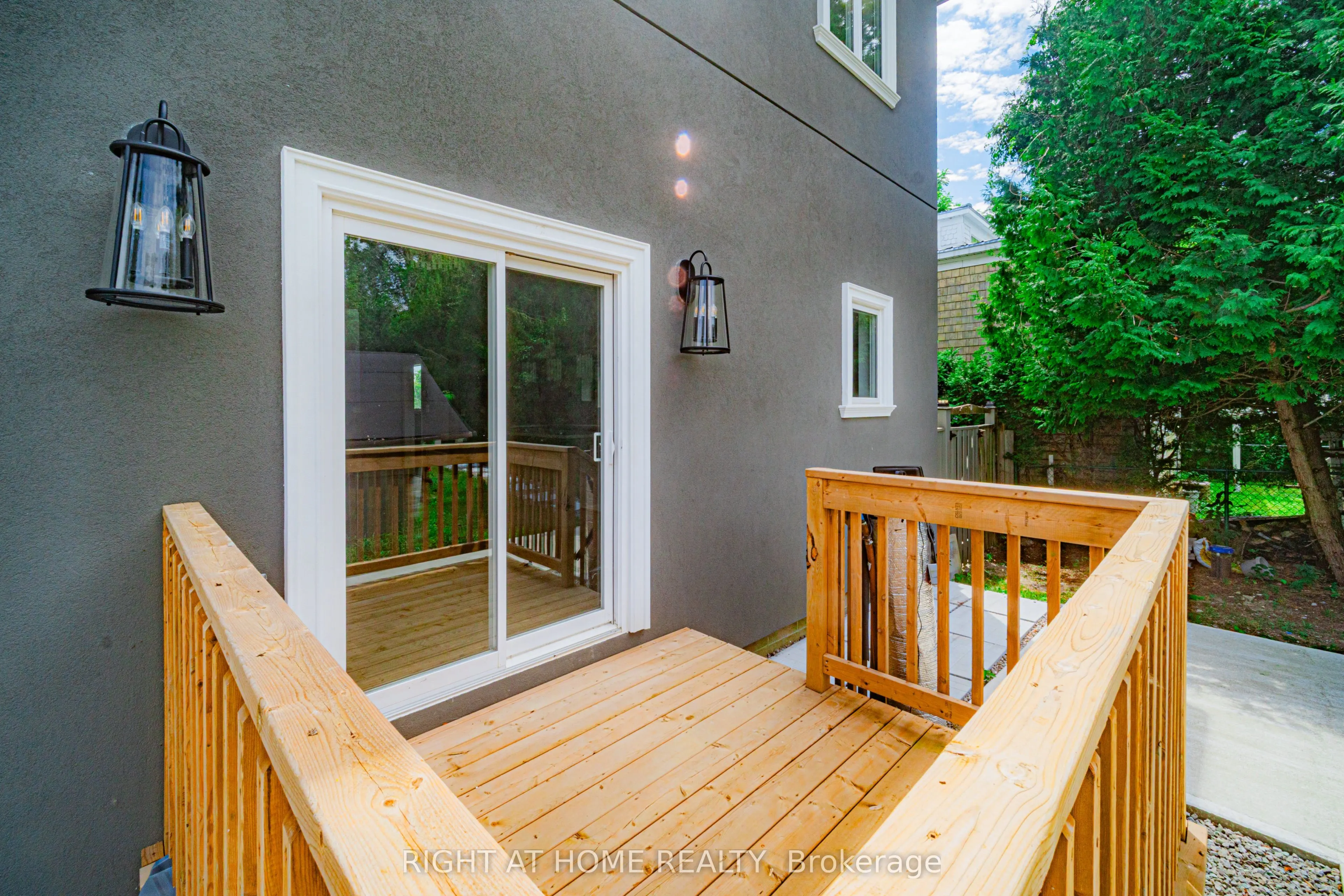 1372 Maple Road