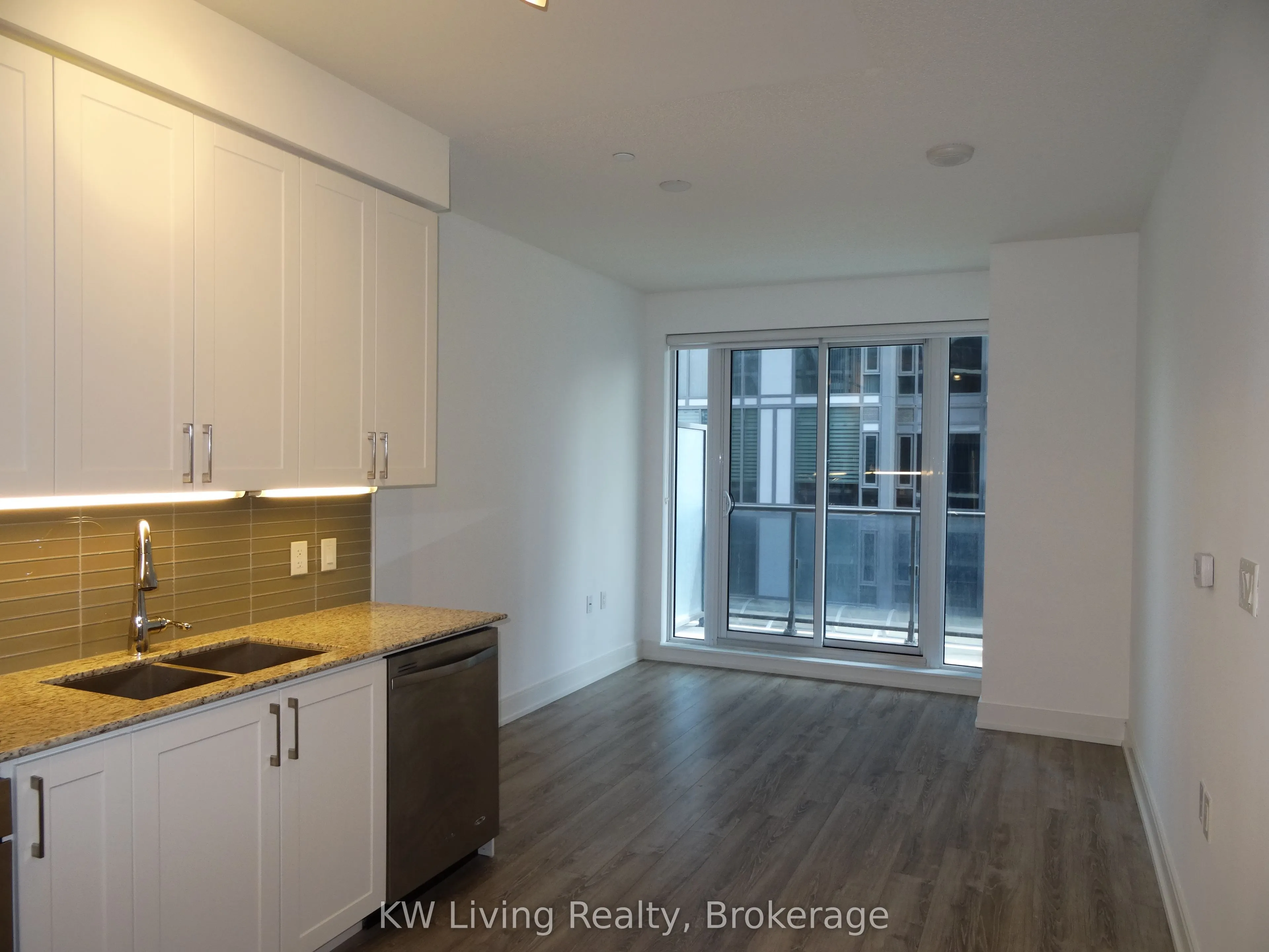 9608 Yonge Street, #505A