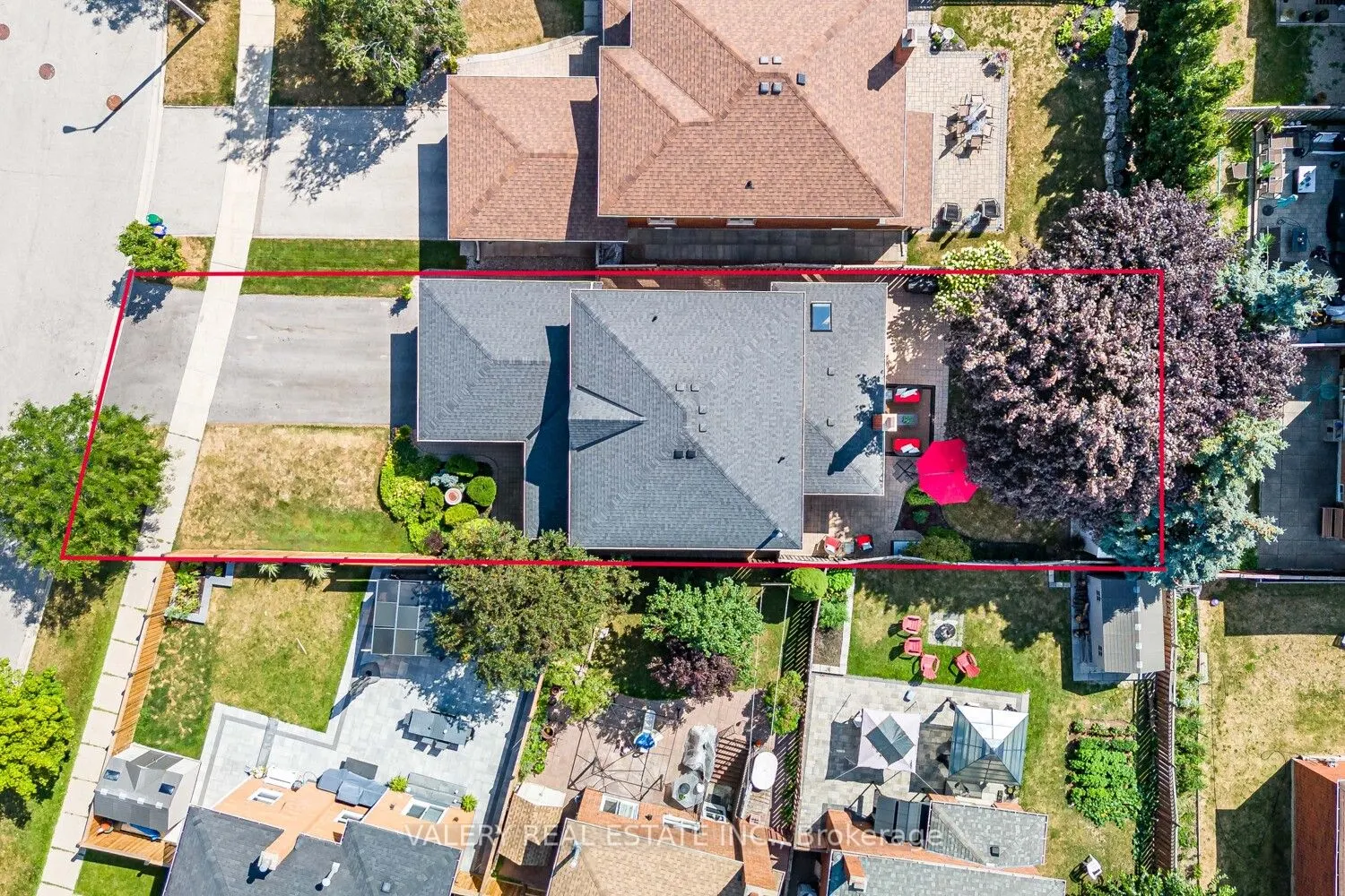 11 Belmont Crescent