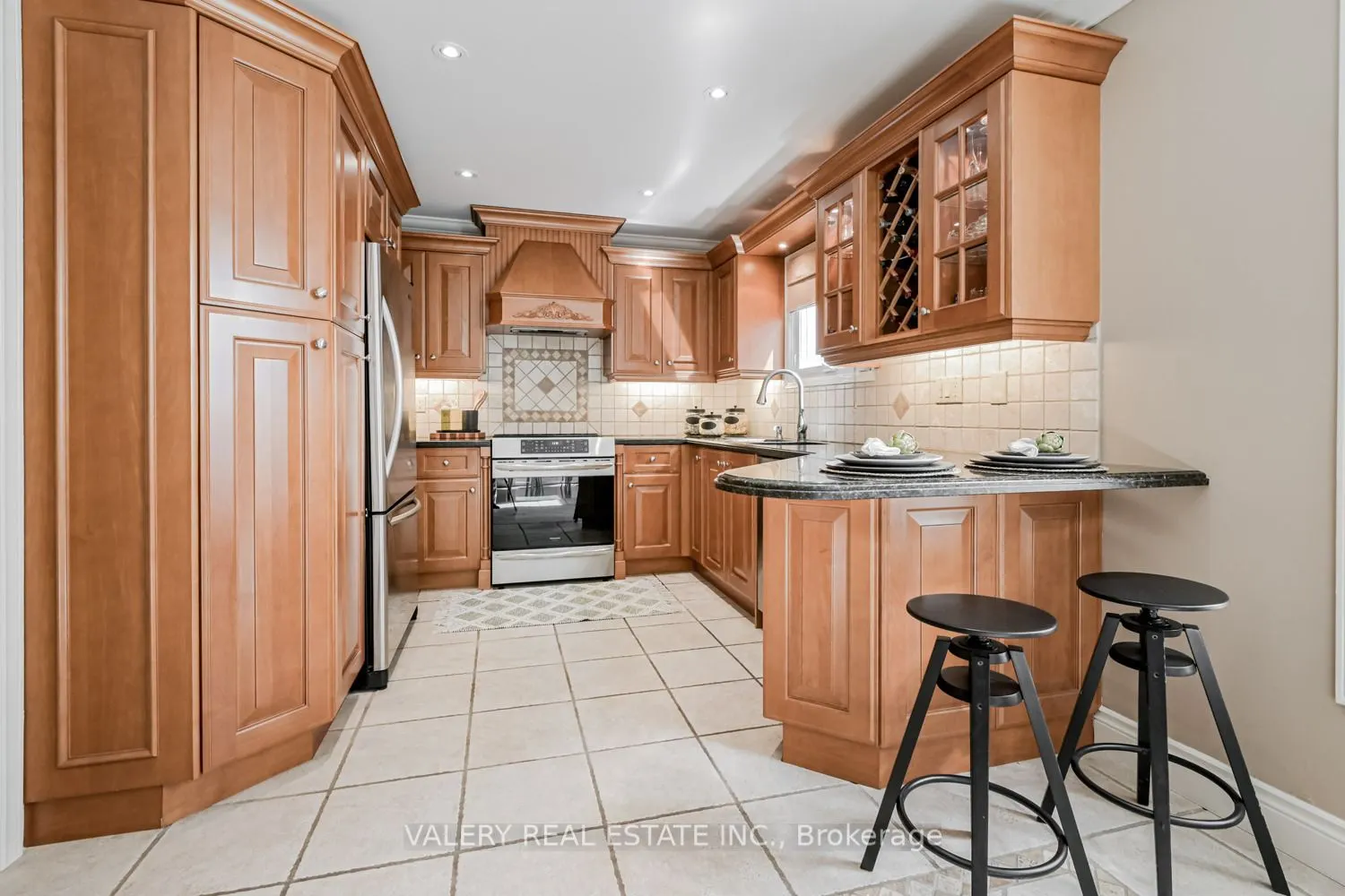 11 Belmont Crescent