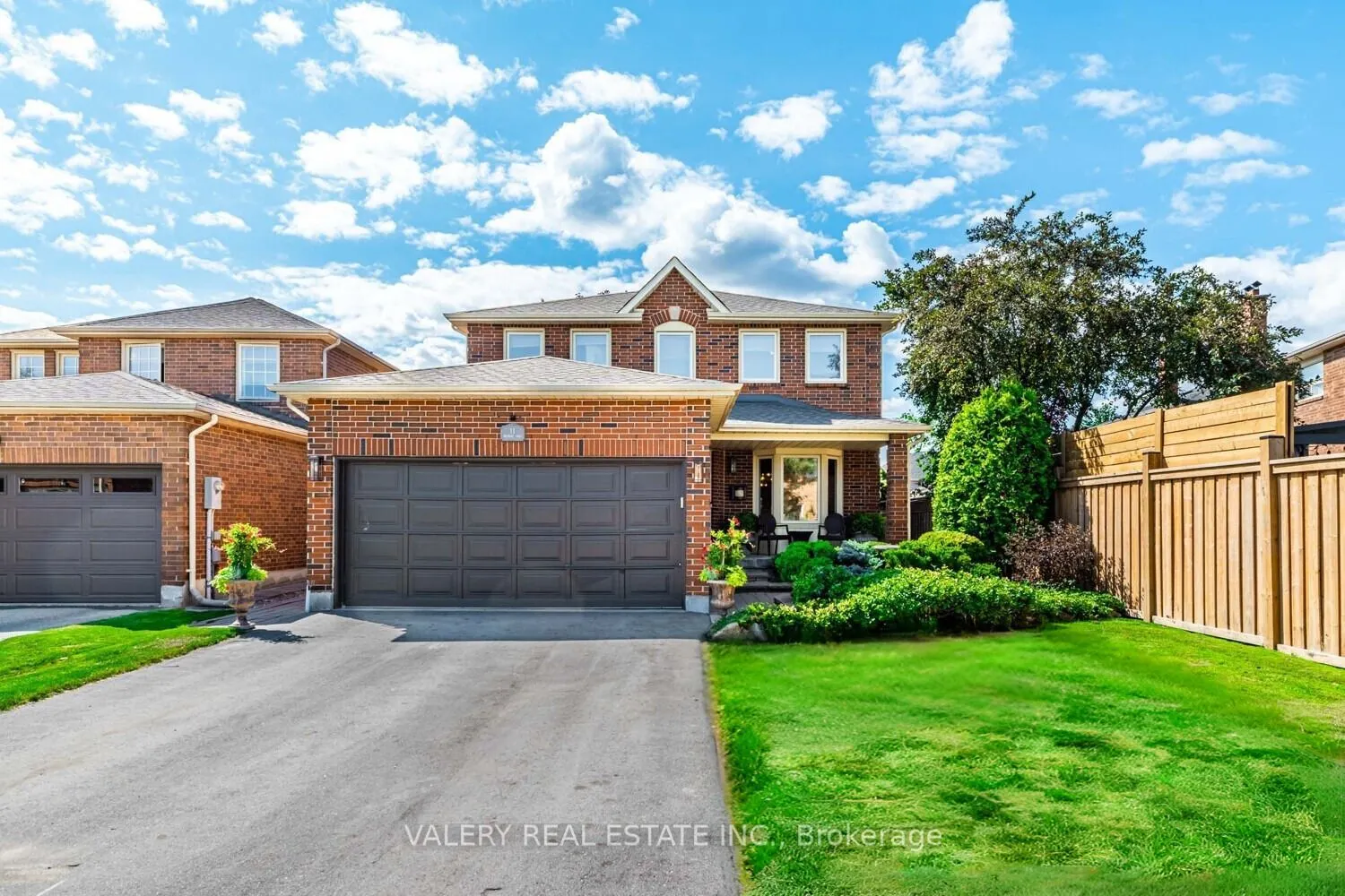 11 Belmont Crescent