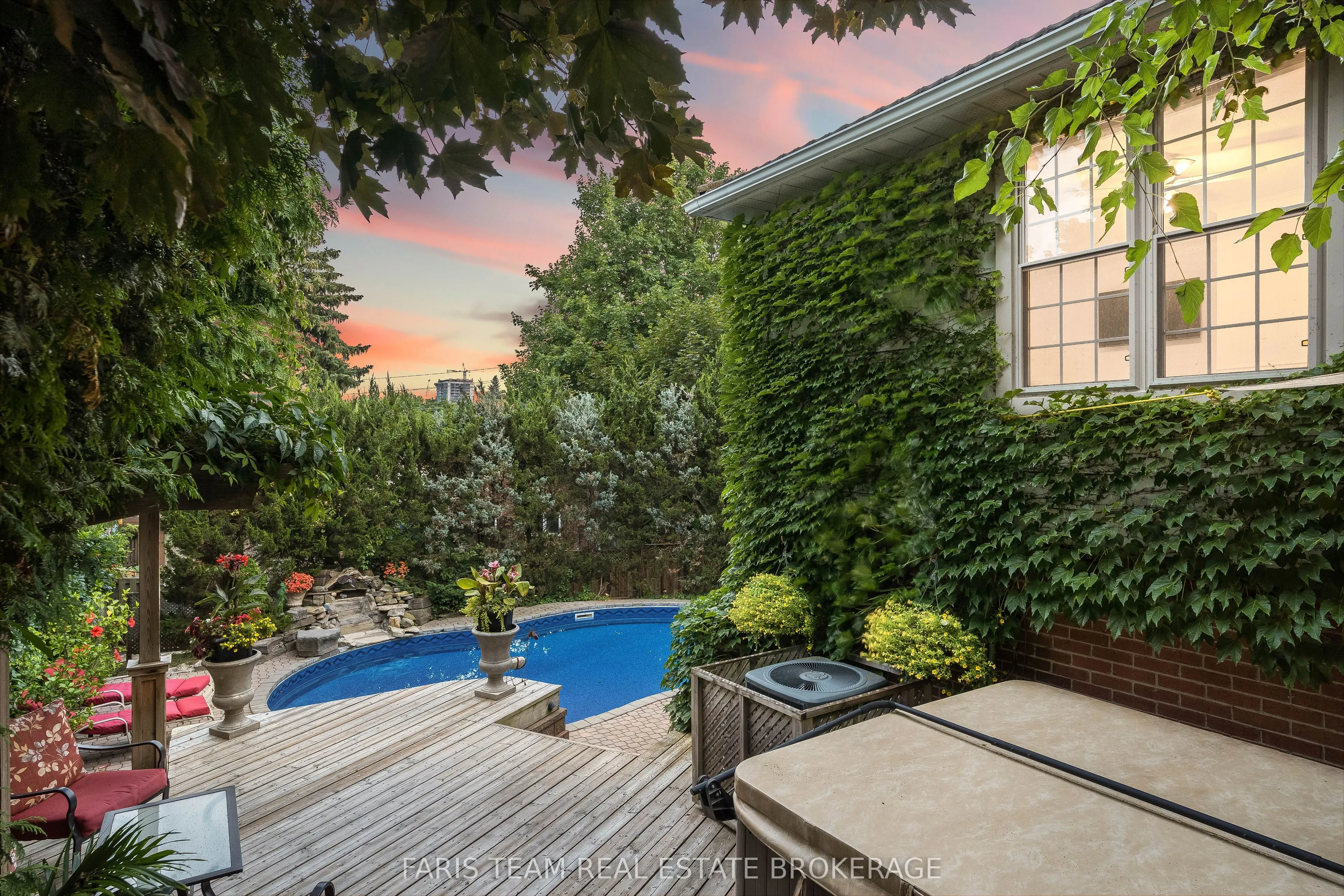 82 Derby Court