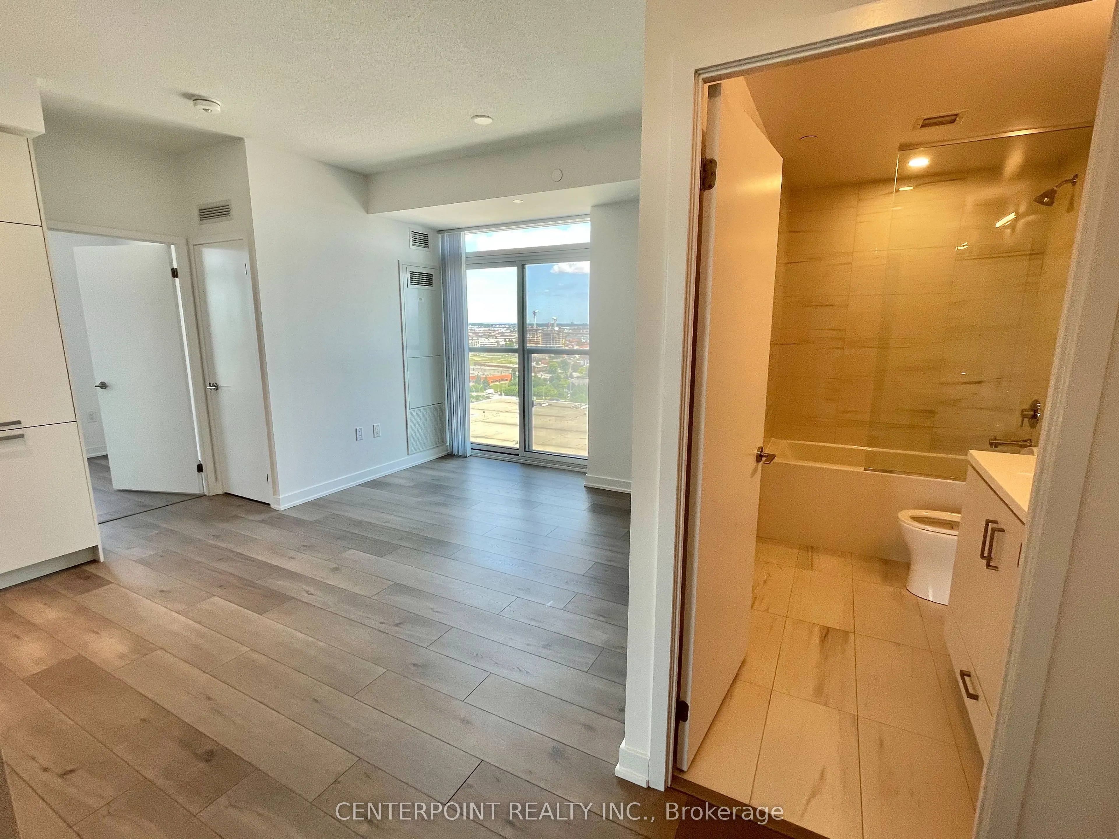 38 Honeycrisp Crescent, #1910