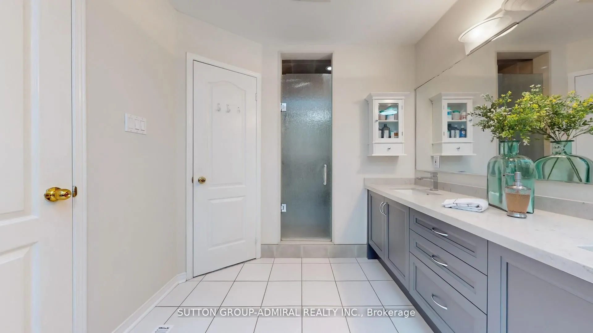 186 WESTHAMPTON Drive