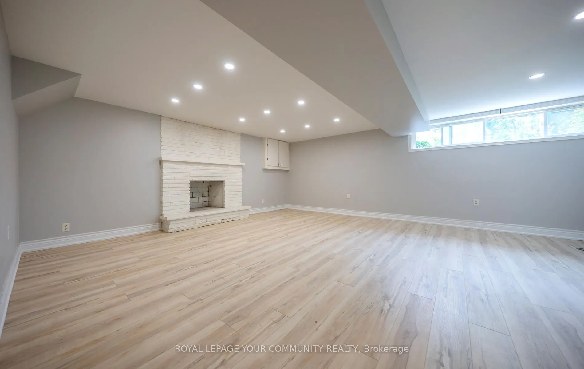 53 Newbury Drive