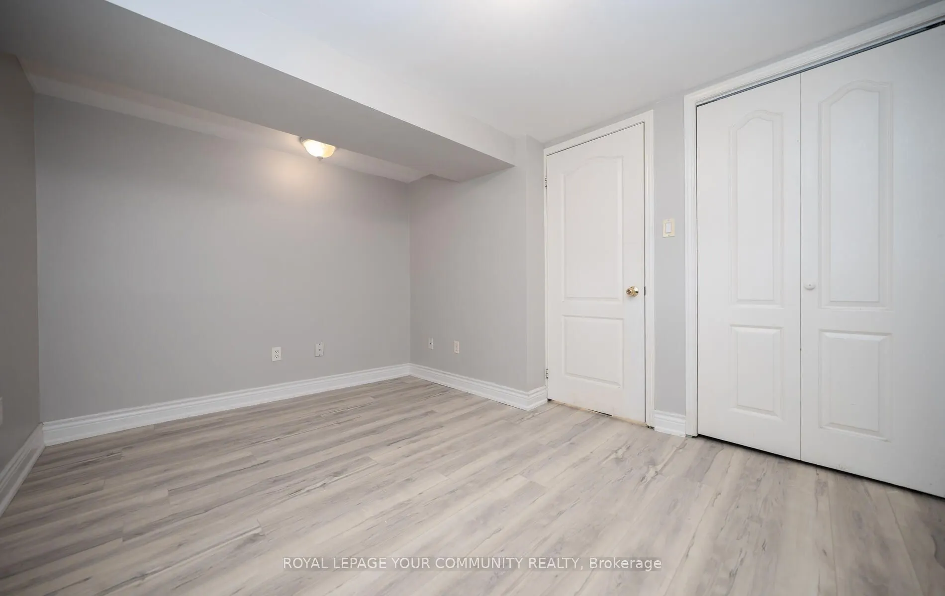 53 Newbury Drive