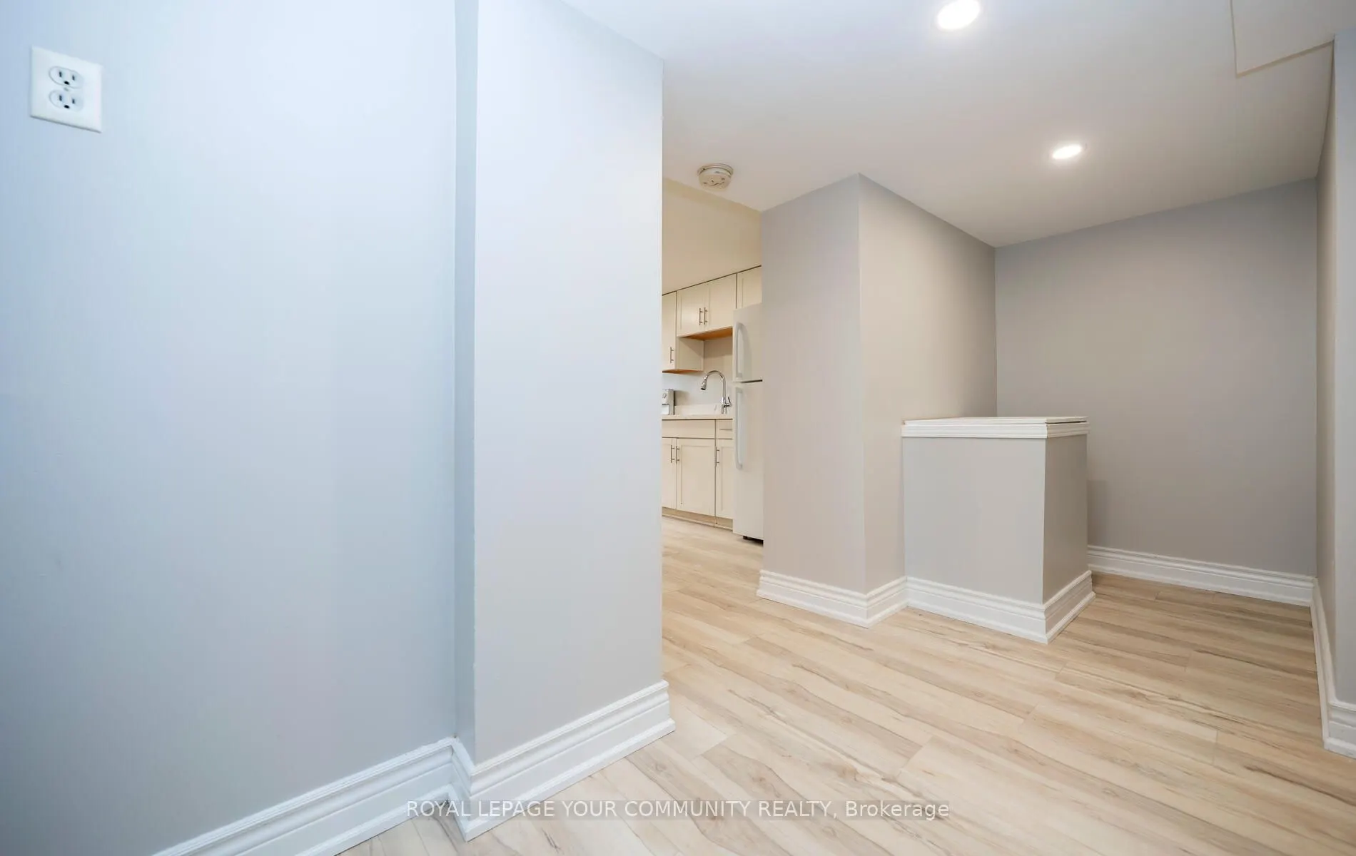 53 Newbury Drive