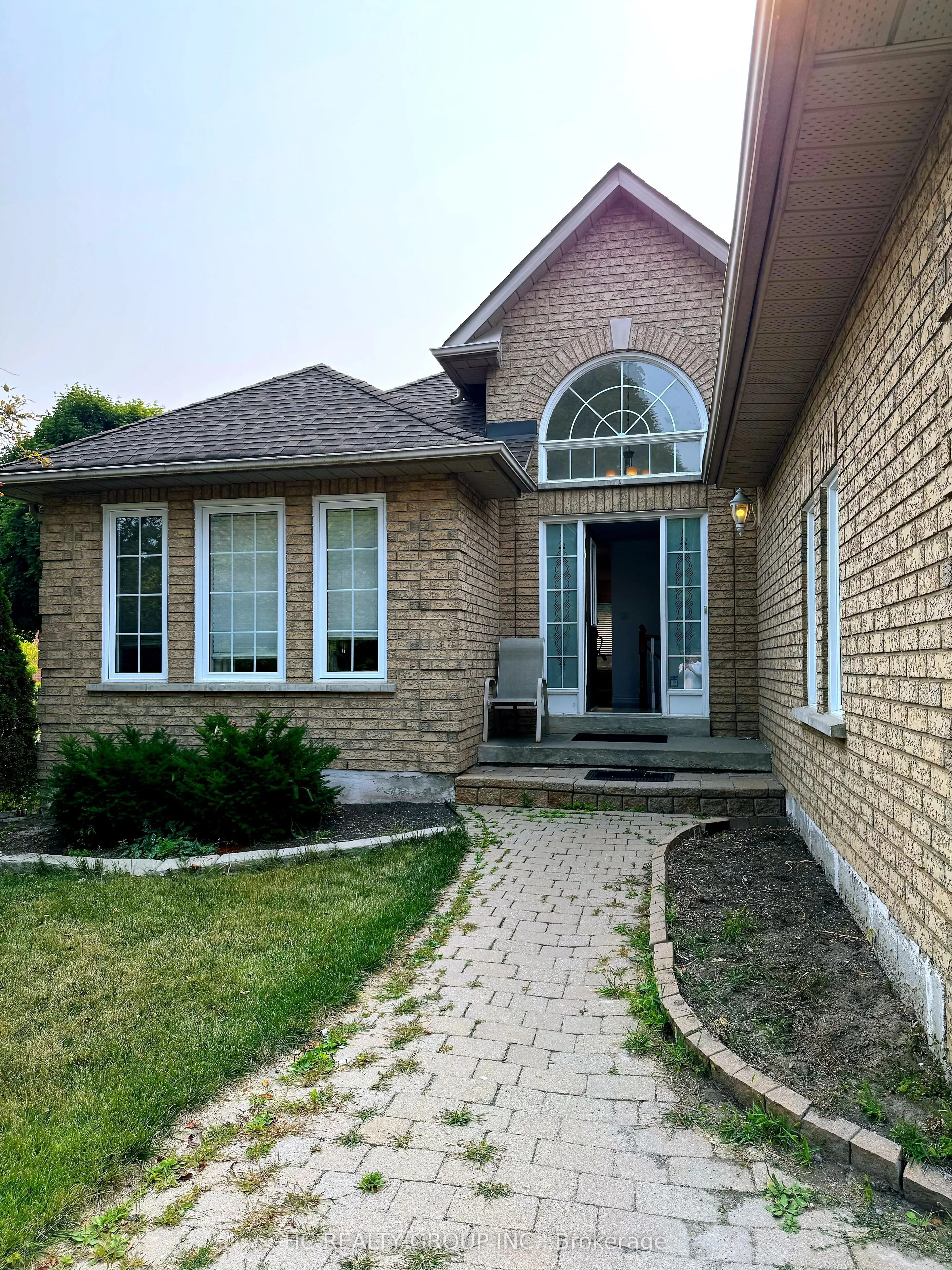 638 Goodyear Crescent