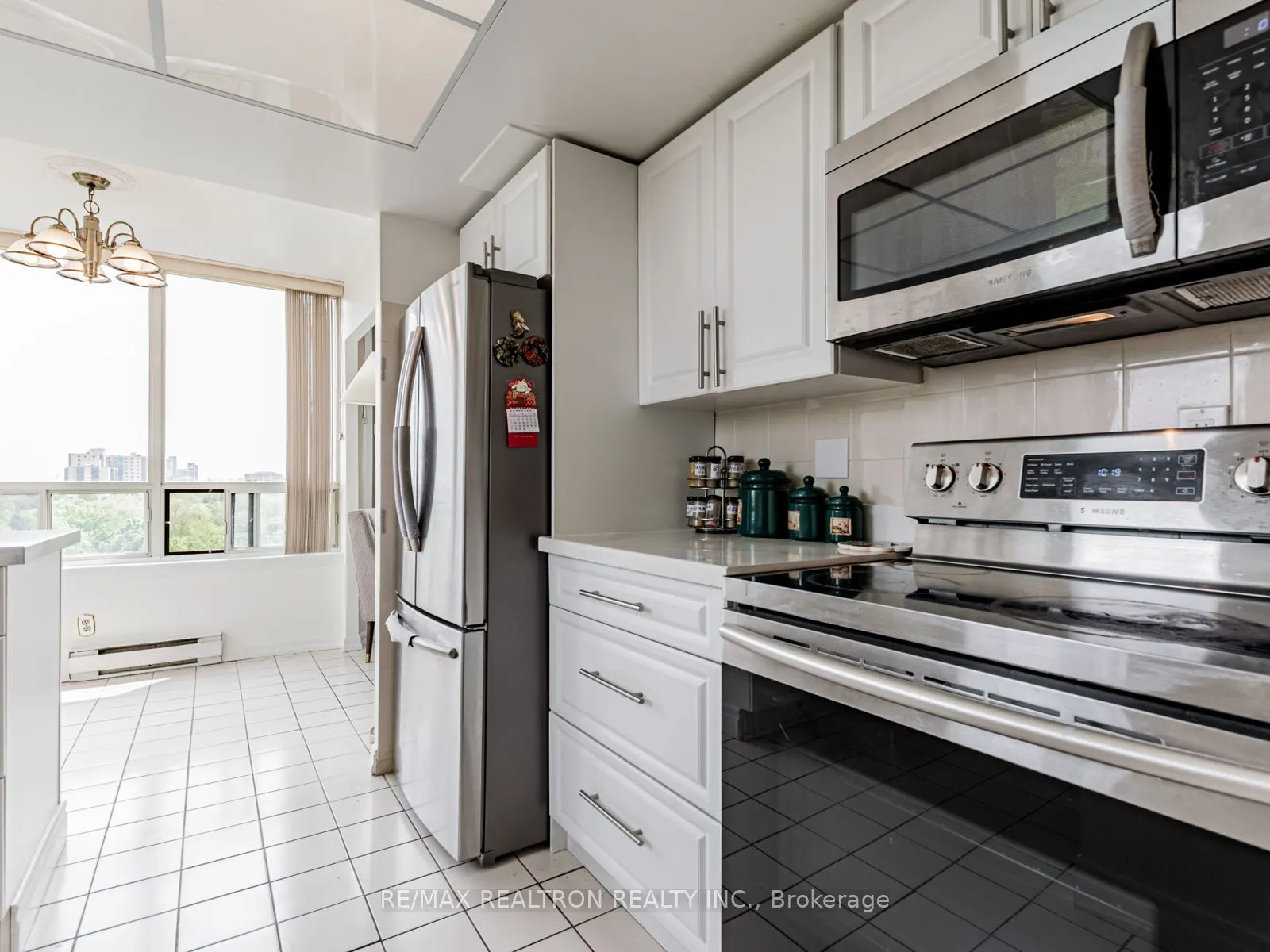 32 Clarissa Drive, #619