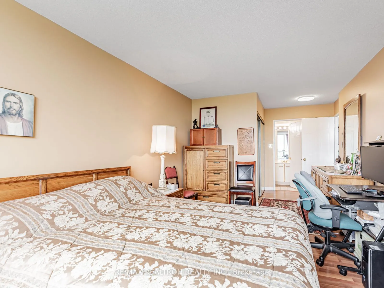 32 Clarissa Drive, #619