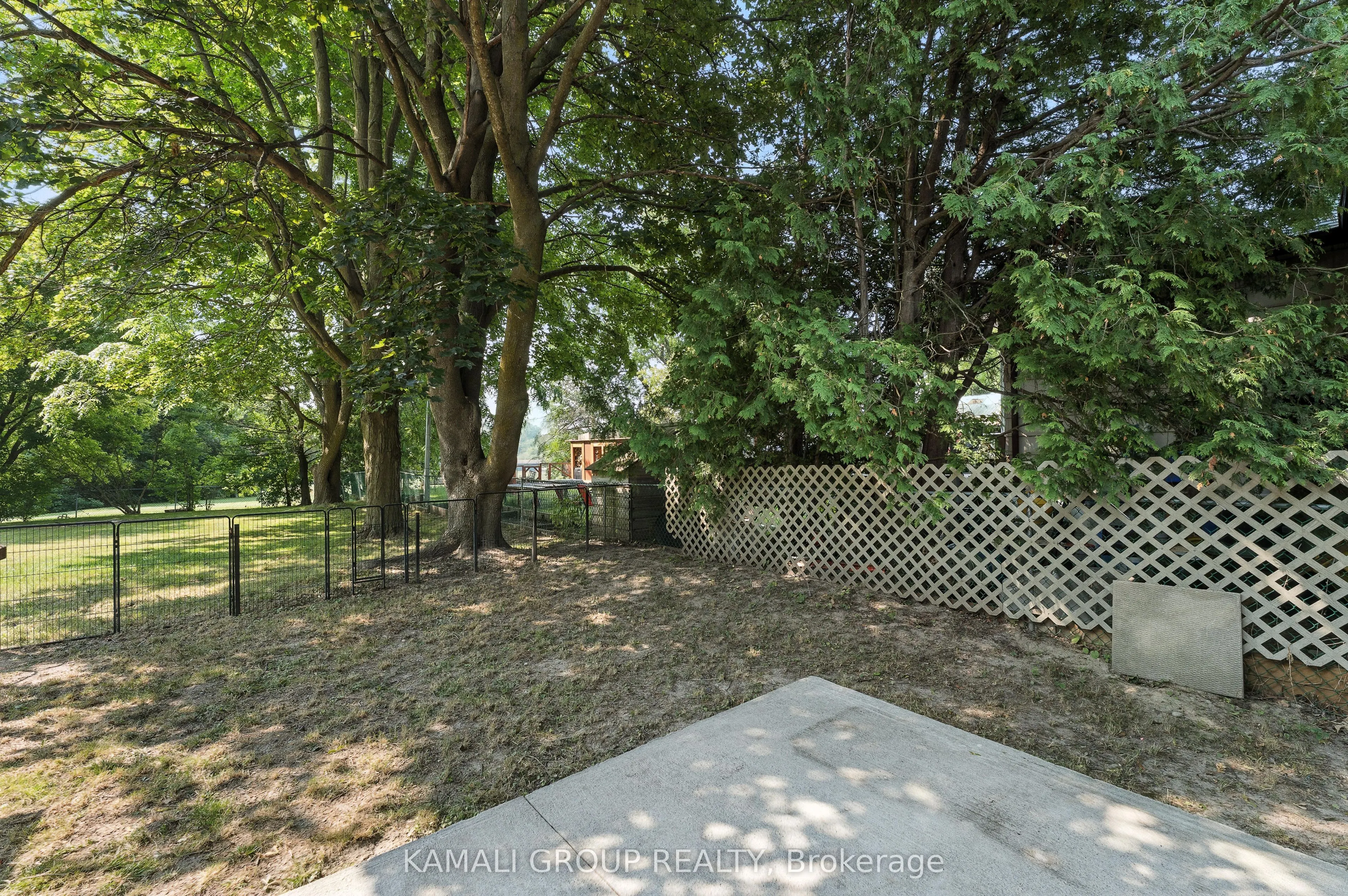 162 Queen Street