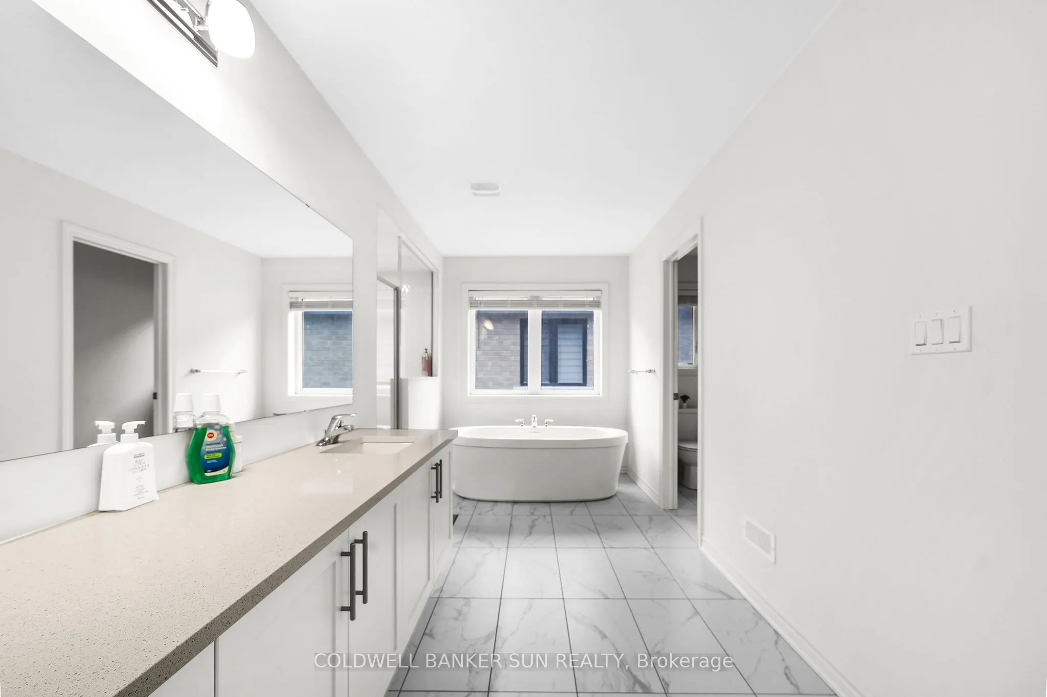 15 Hummingbird Grove E