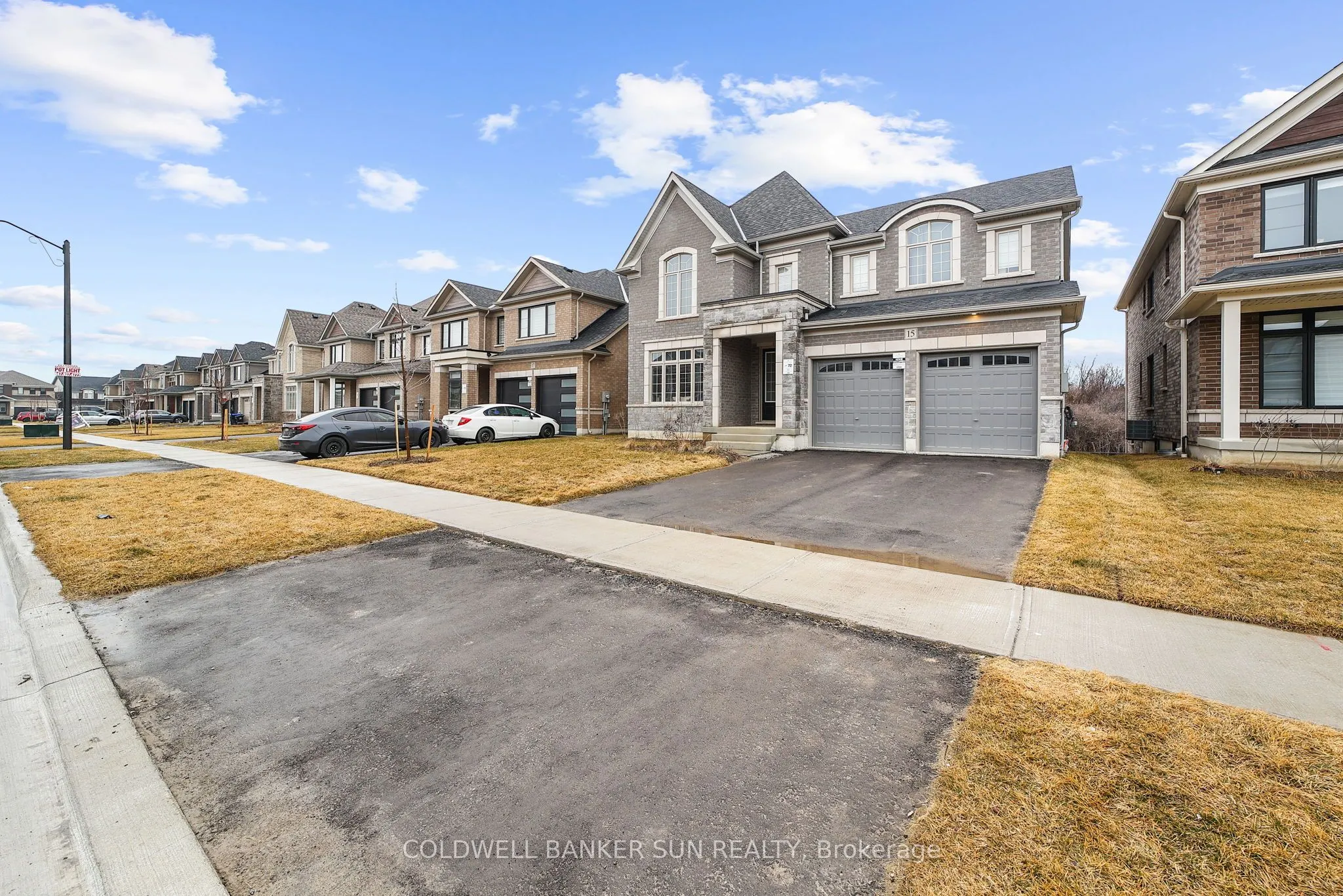 15 Hummingbird Grove E