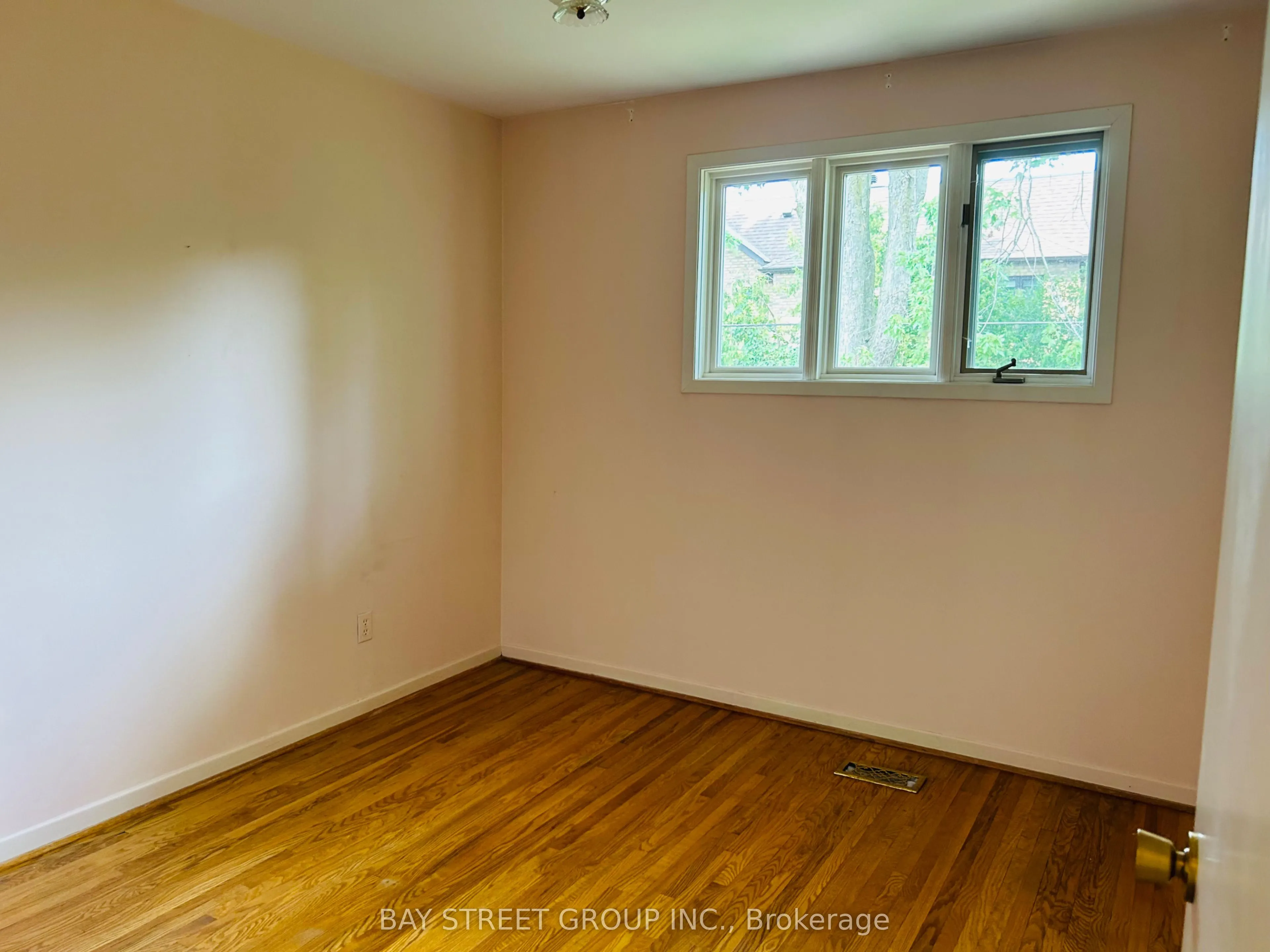 27 Jeremy Drive