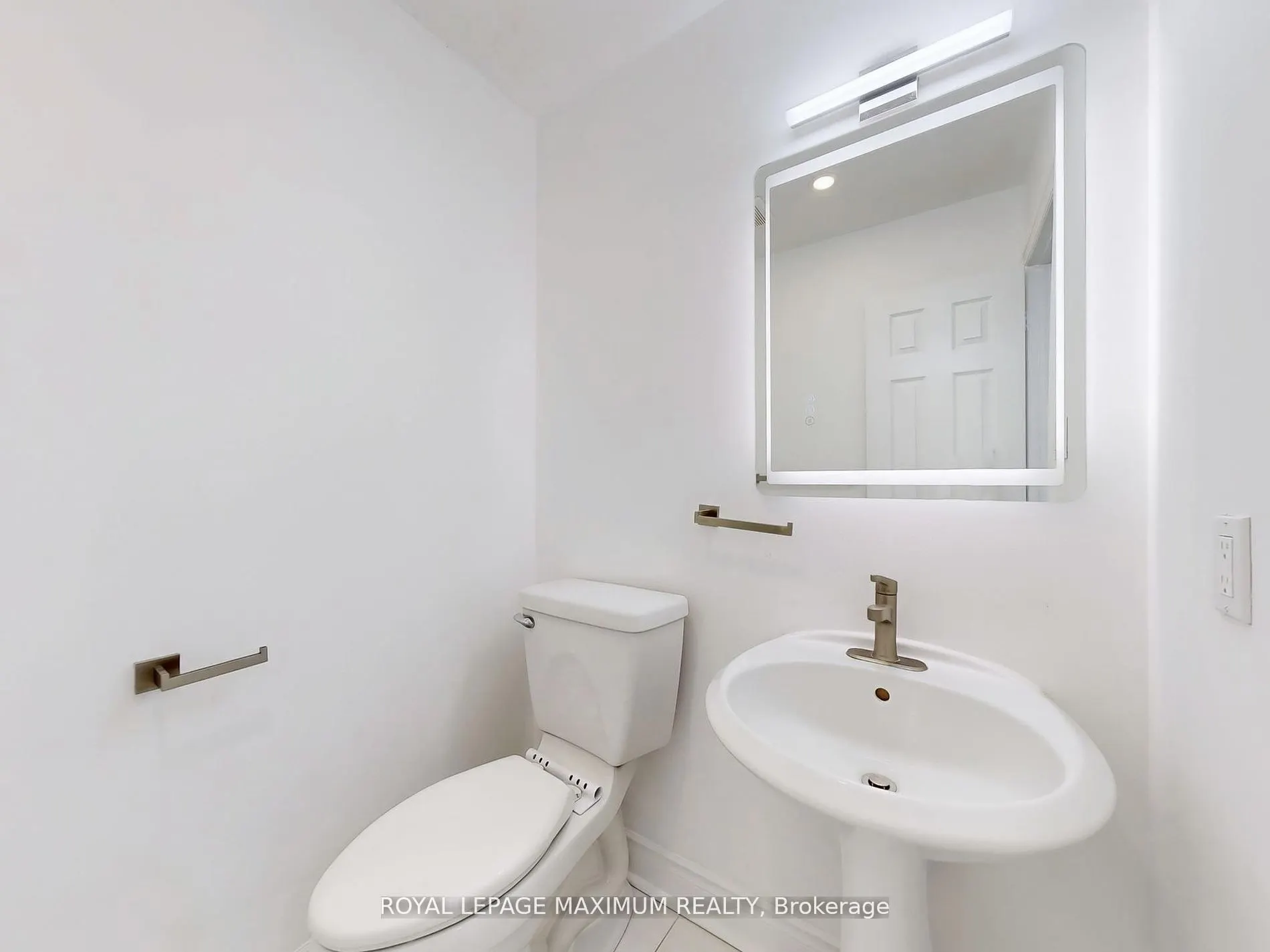 22 A Waltham Crescent