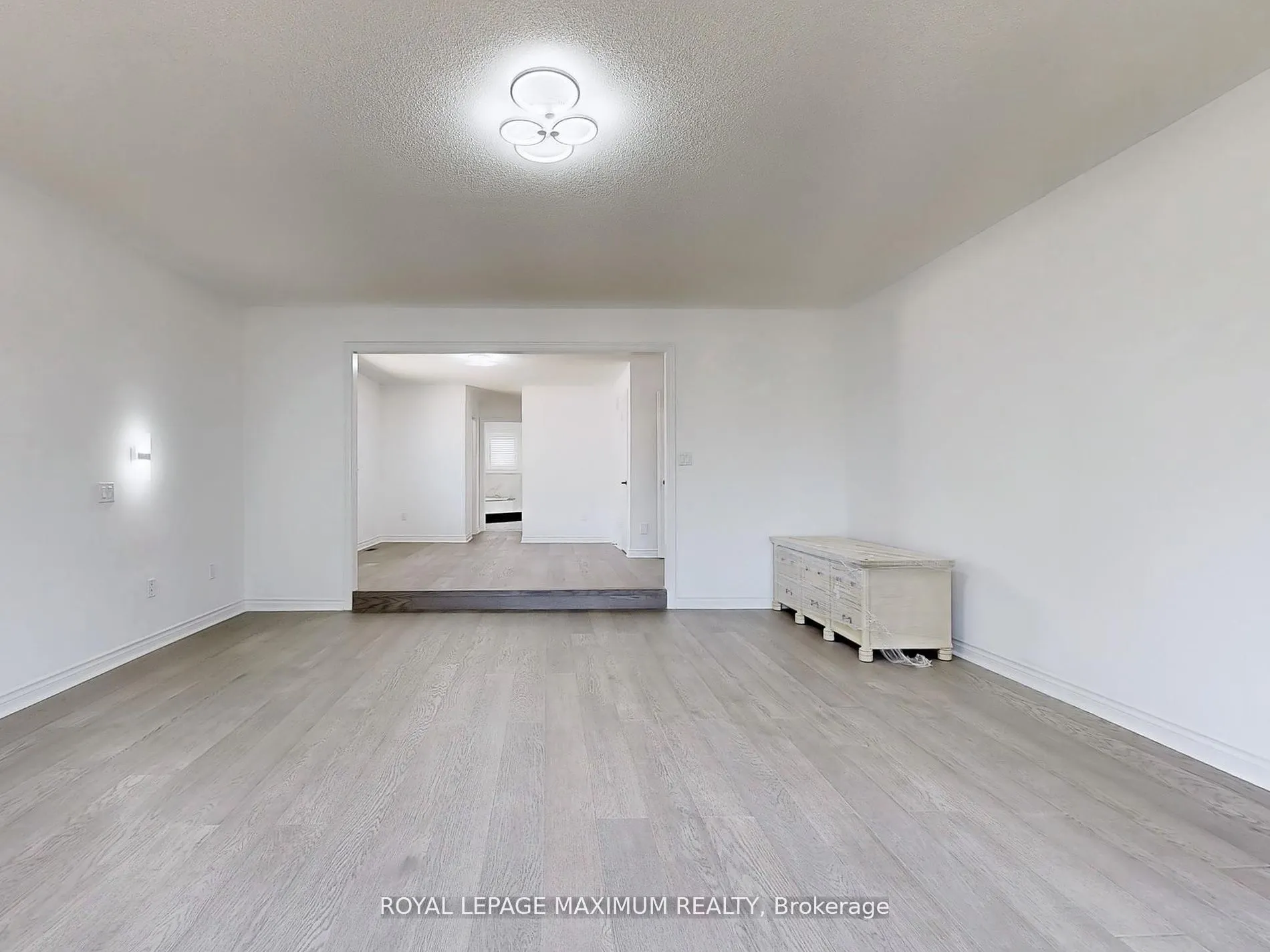 22 A Waltham Crescent