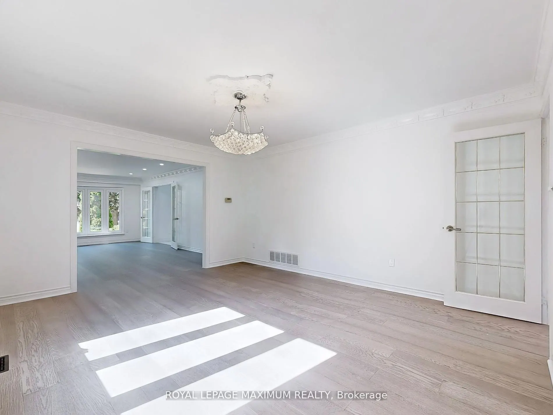 22 A Waltham Crescent
