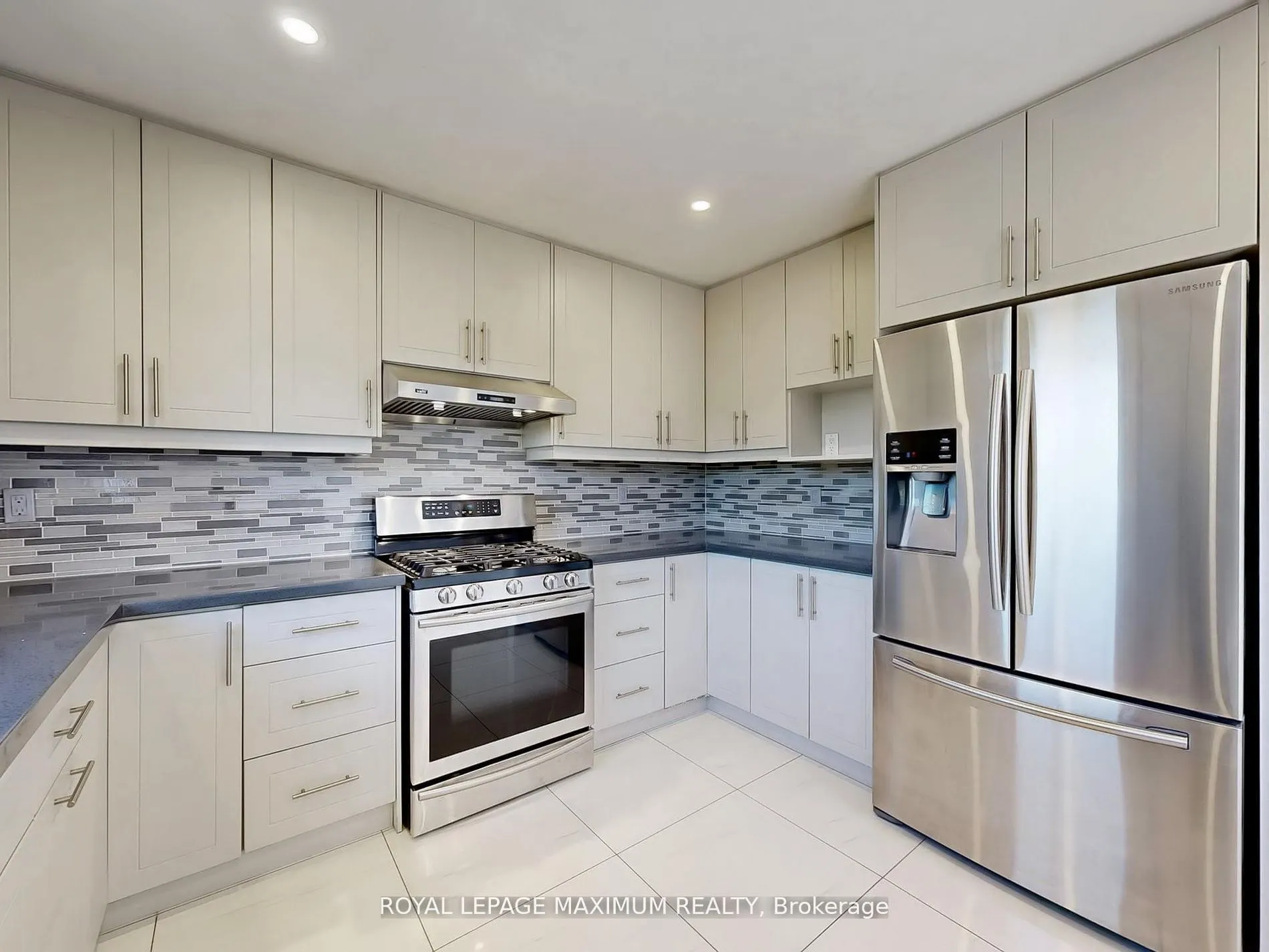 22 A Waltham Crescent