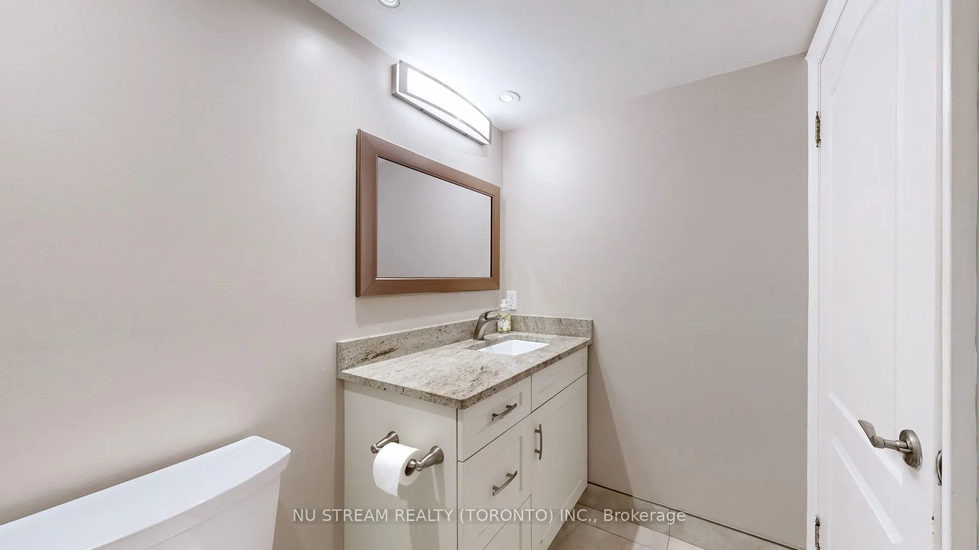 51 Saddlecreek Drive, #215