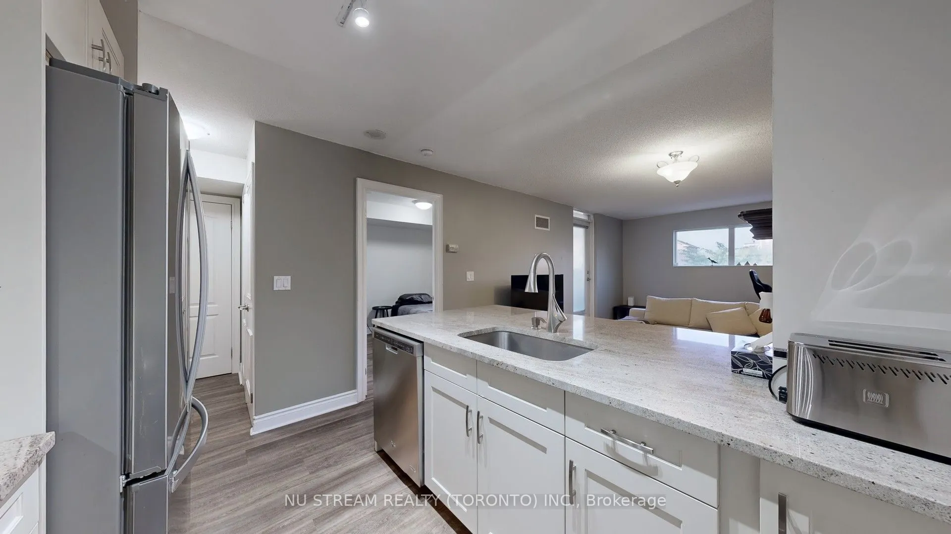 51 Saddlecreek Drive, #215