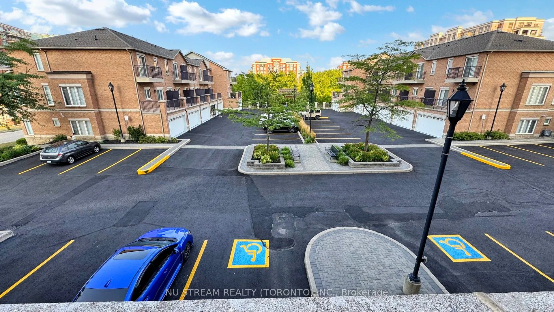 51 Saddlecreek Drive, #215