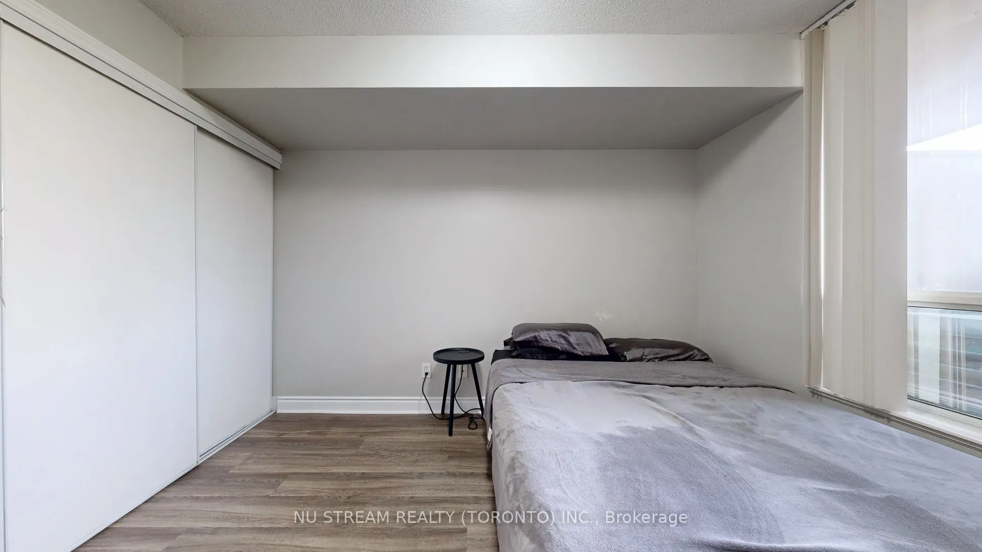 51 Saddlecreek Drive, #215