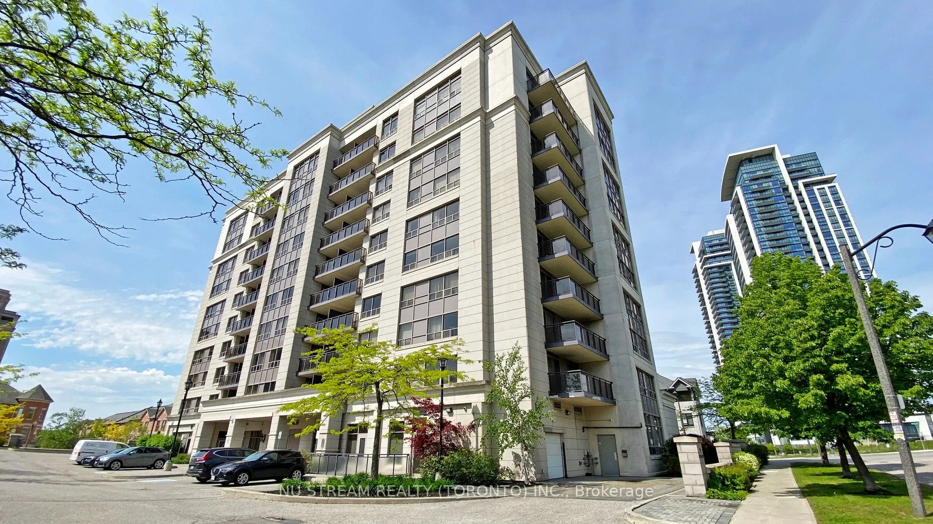 51 Saddlecreek Drive, #215